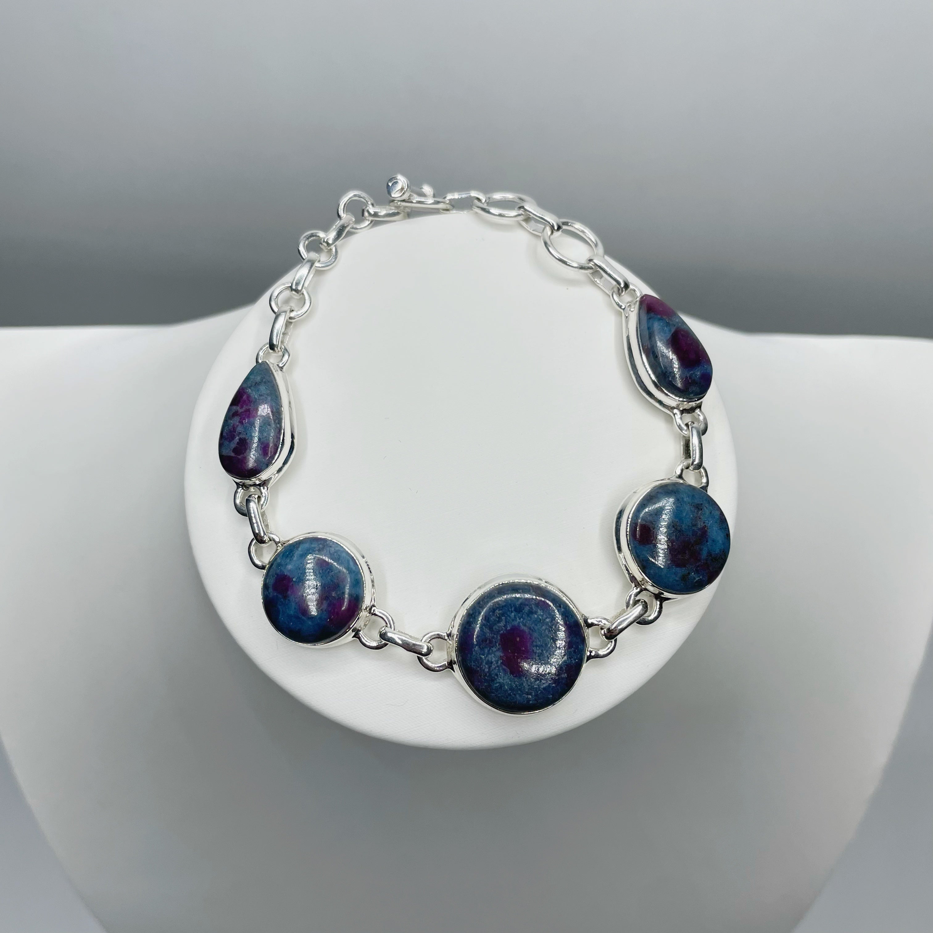 Bracciale Rubino in Cianite e Argento 925 - tondo