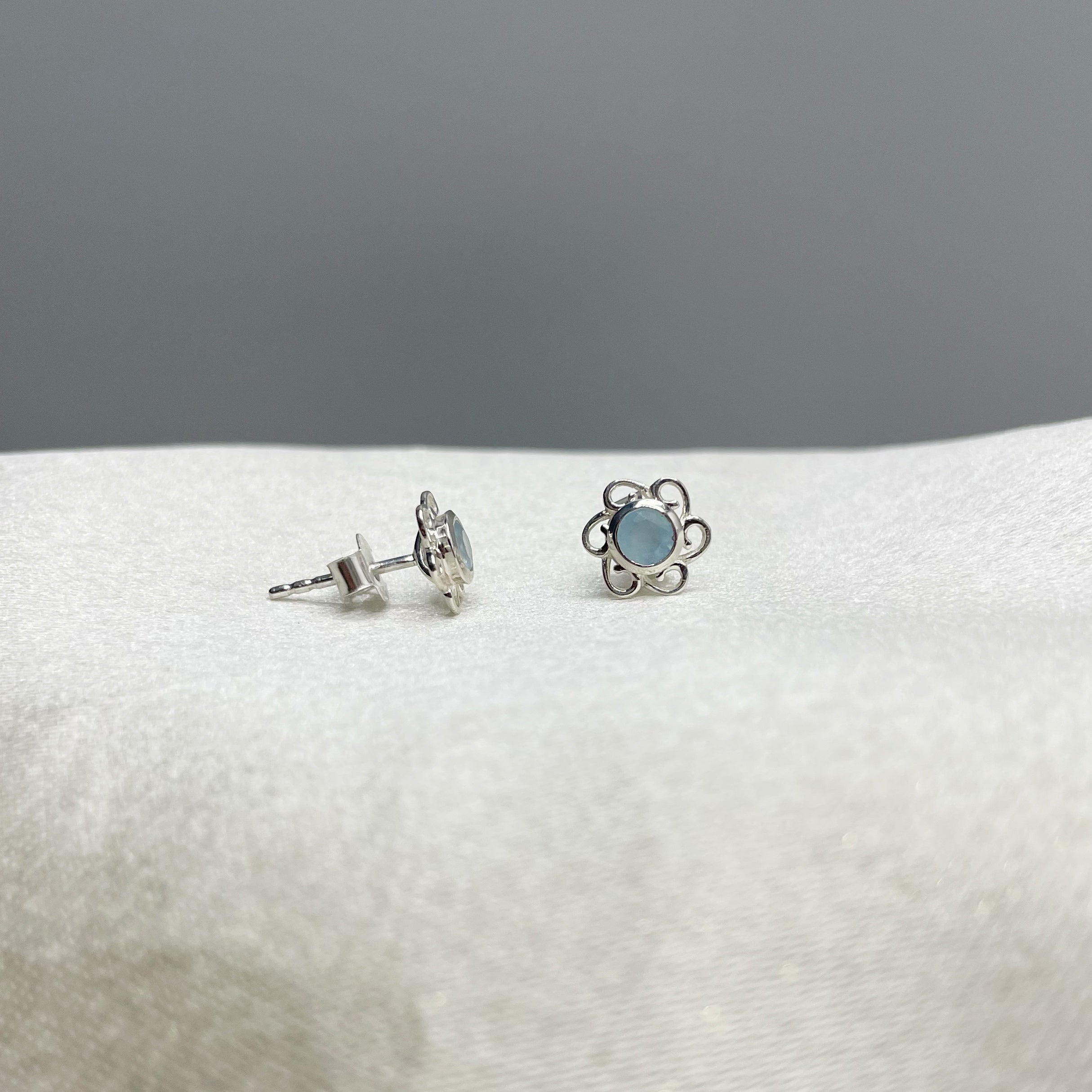 Orecchini a Lobo Acquamarina Fiore - Argento 925