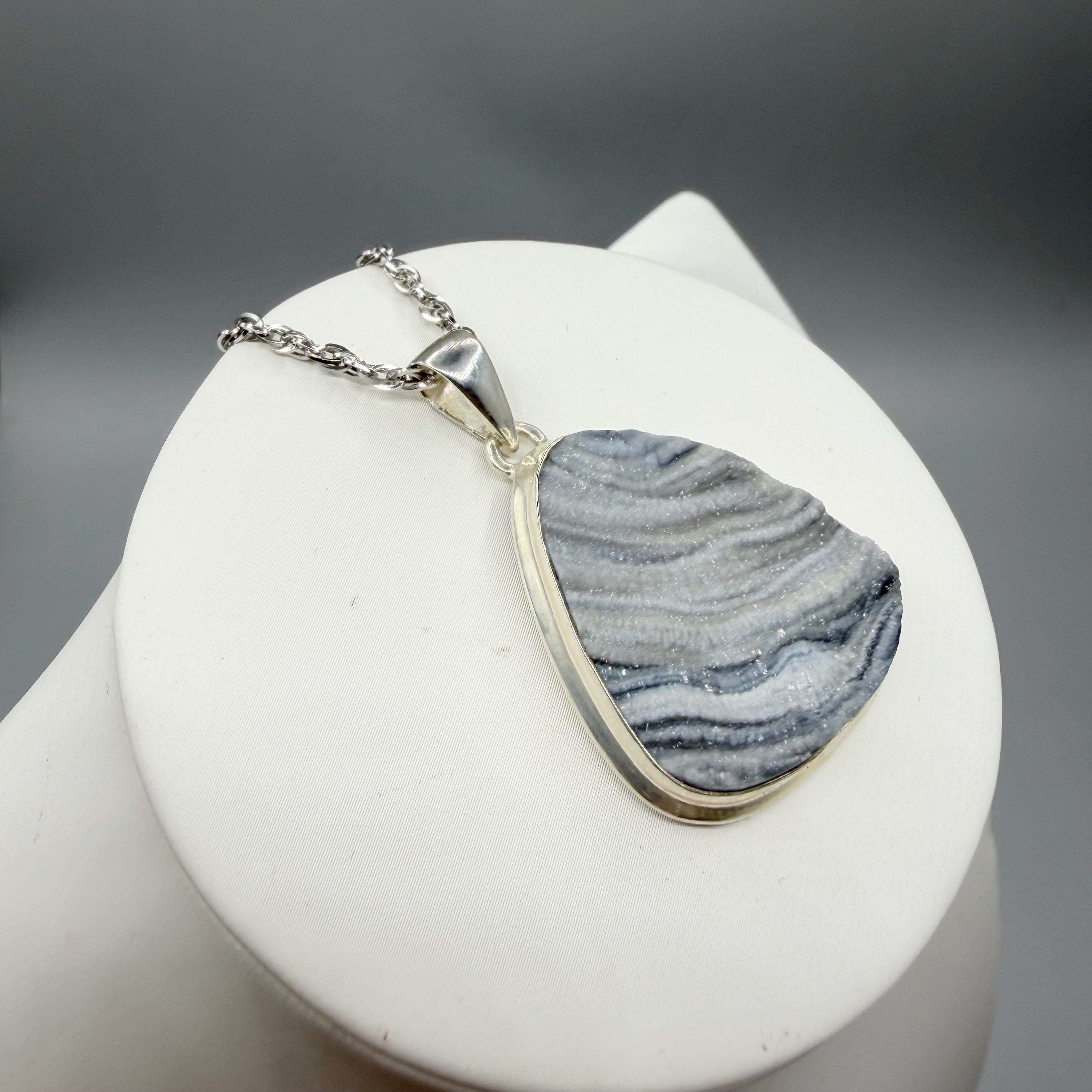 Ciondolo Desert Druzy Argento 925 - Triangolo arrotondato