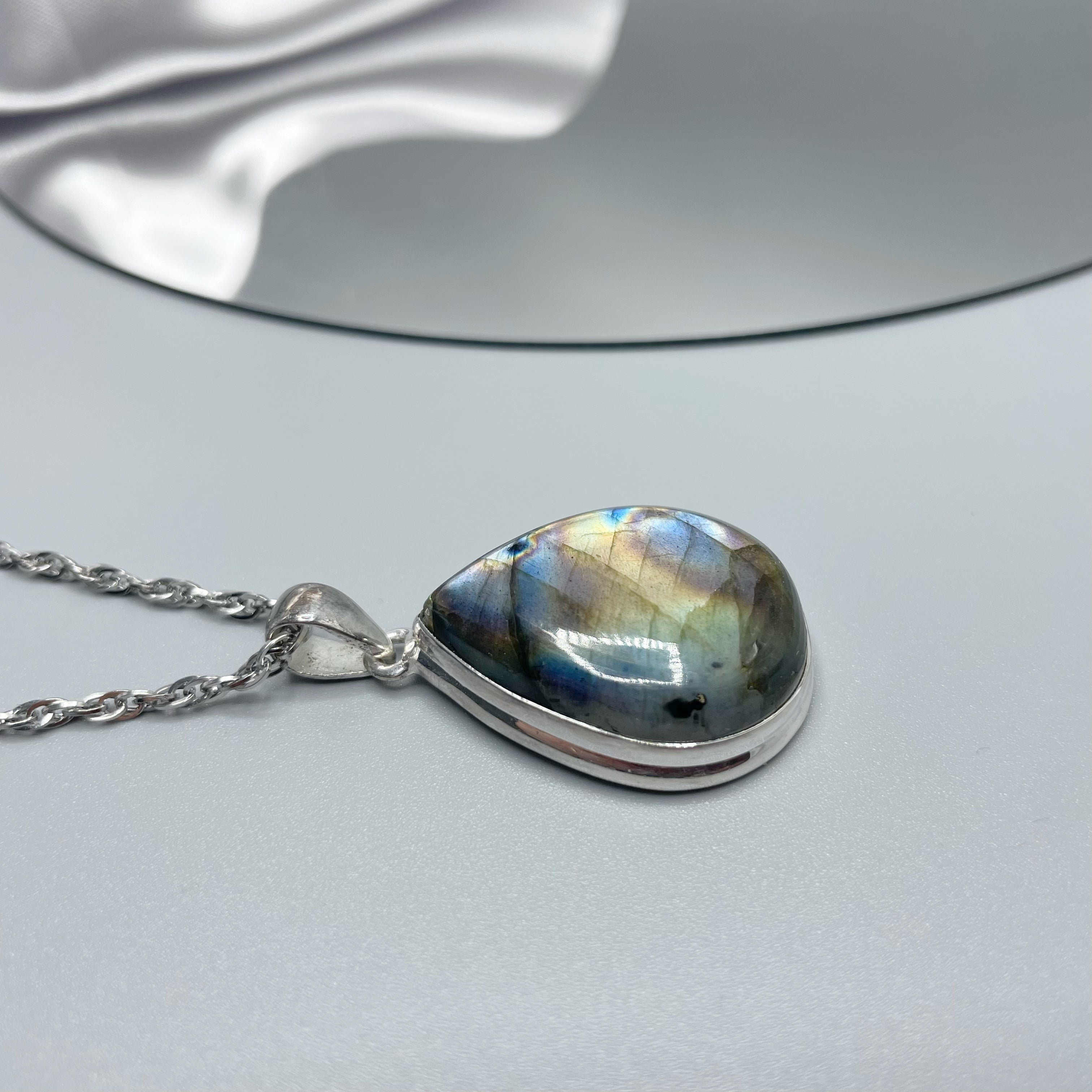 Ciondolo Labradorite a Goccia - Argento 925