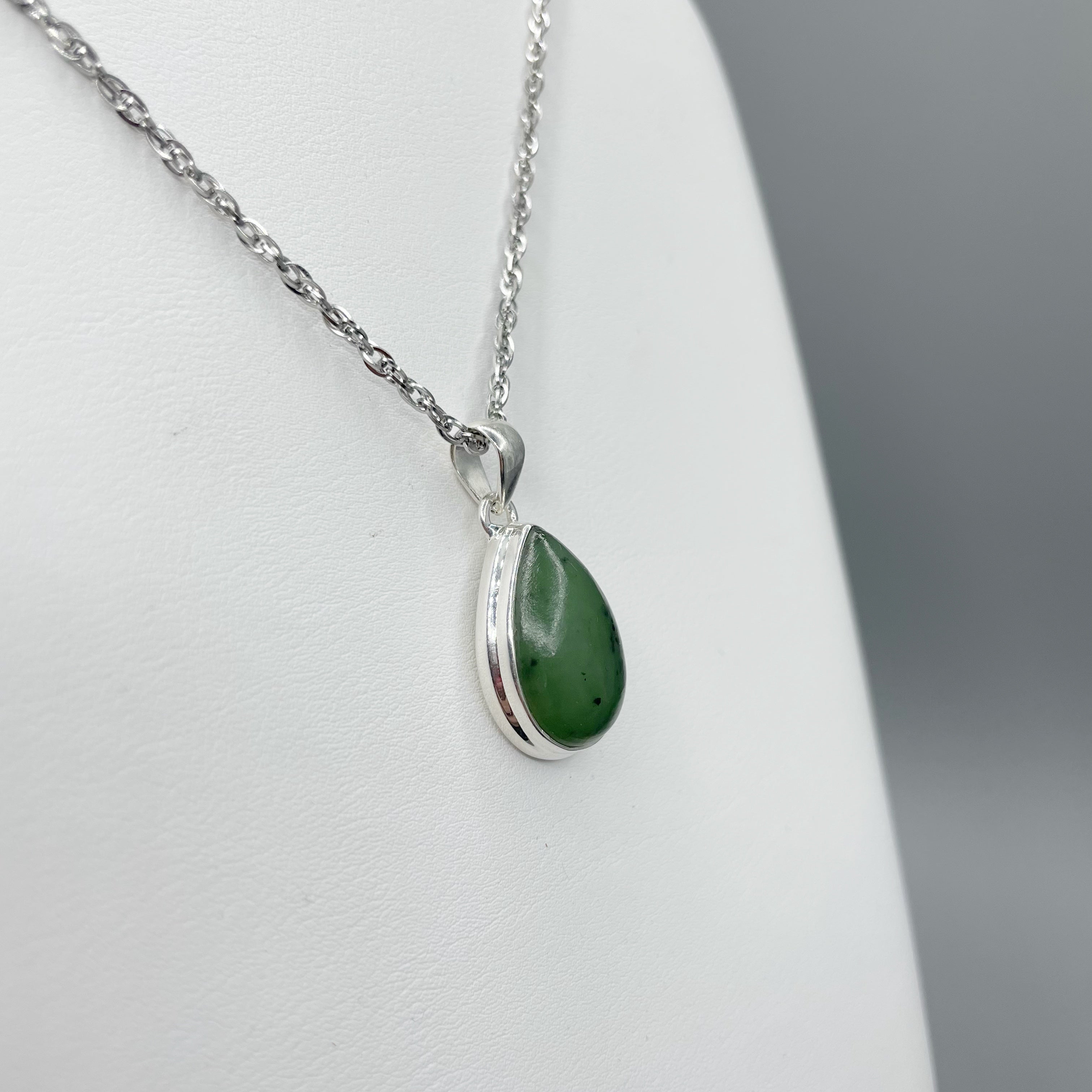 Ciondolo Giada Nefrite a Goccia - Argento 925