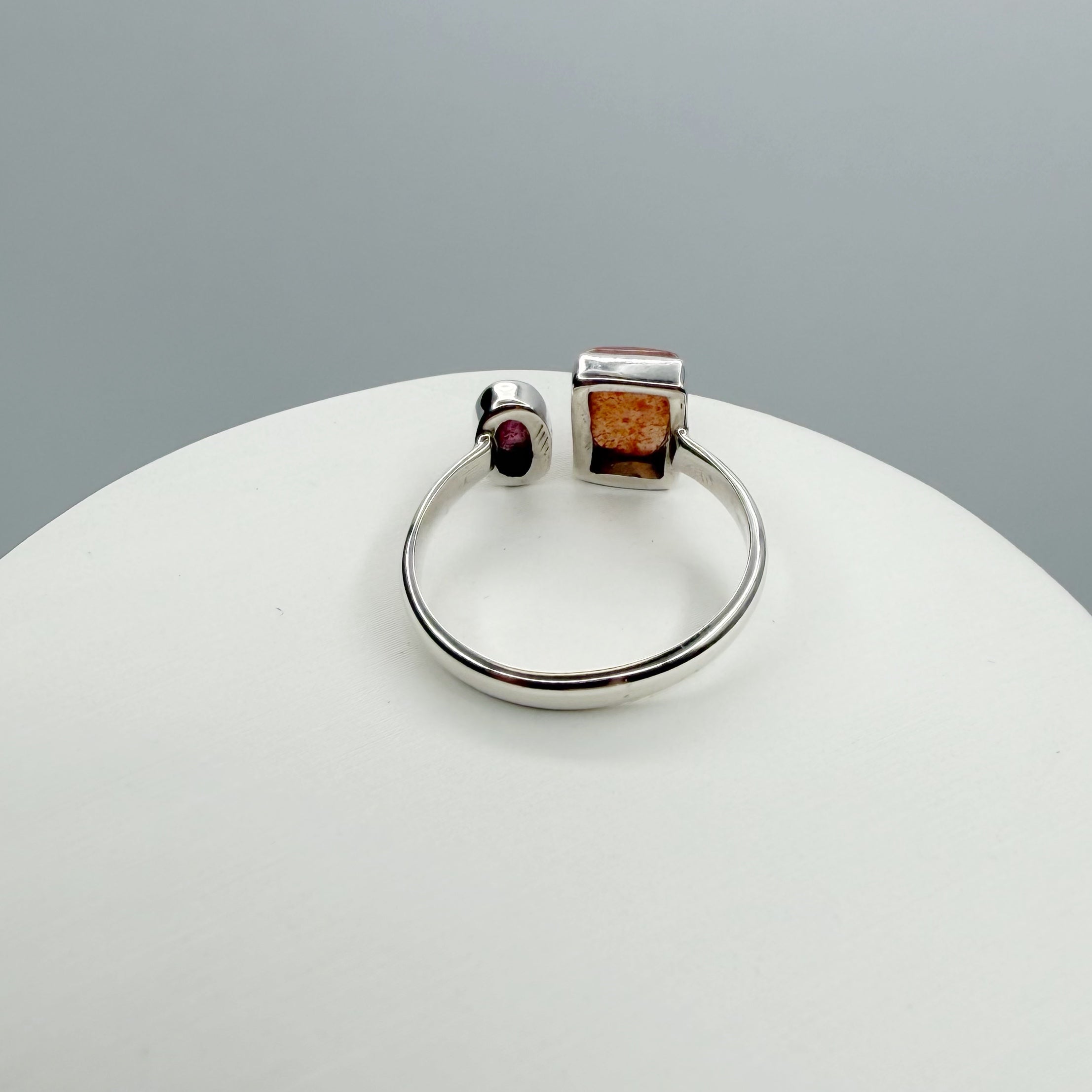 Anello Pietra del Sole e Granato - Argento 925