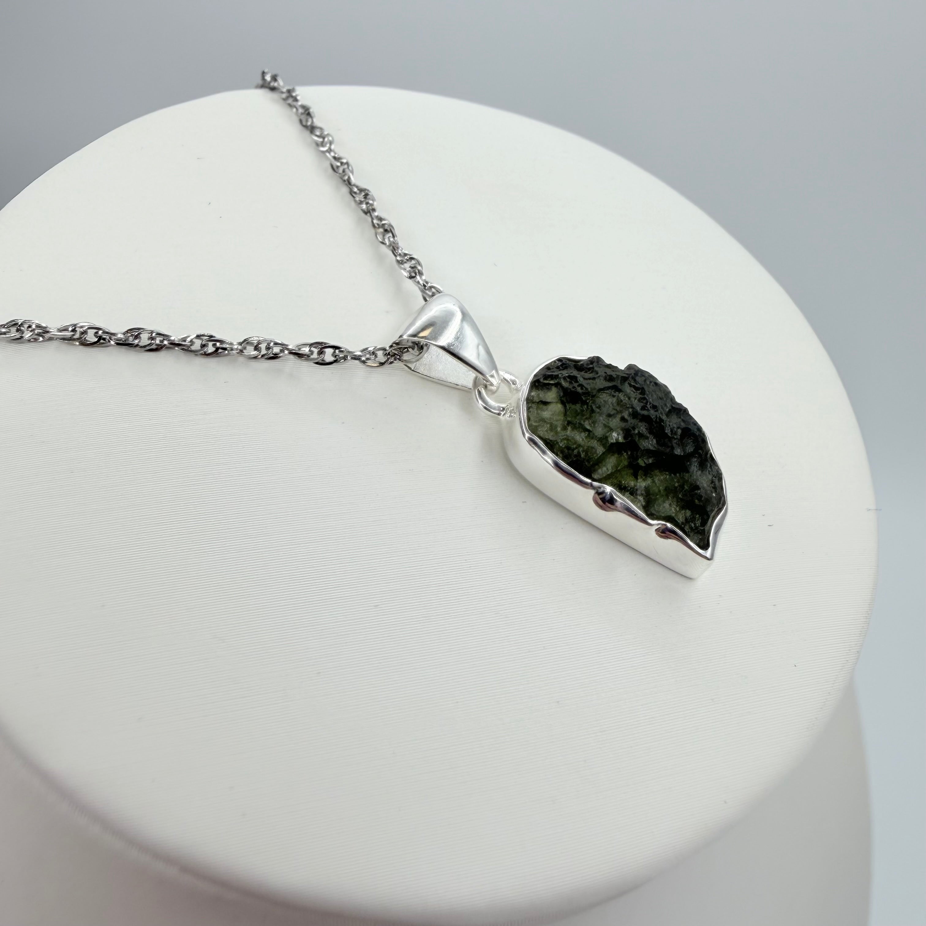 Ciondolo Moldavite Grezza - Argento 925