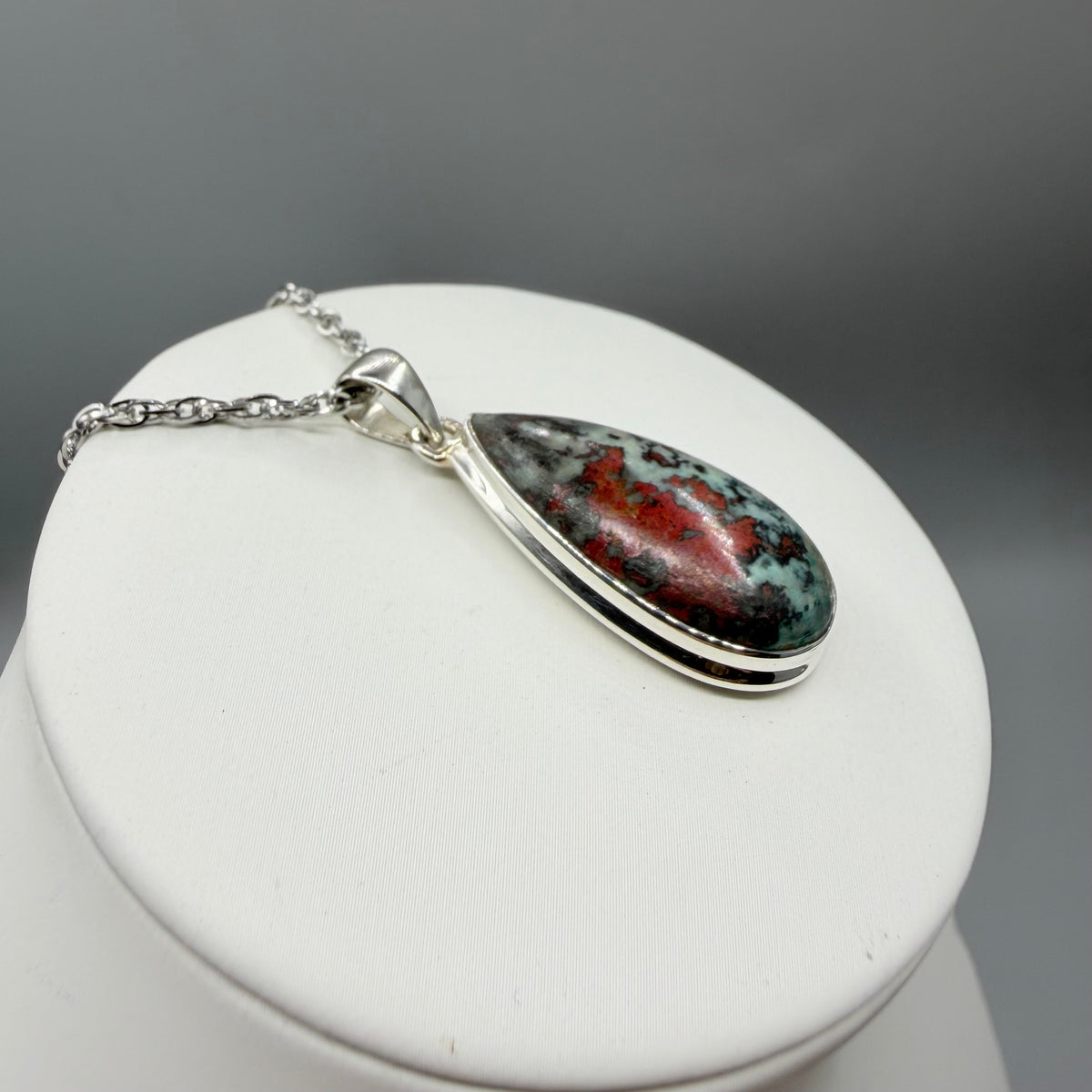 Ciondolo Cuprite e Argento 925 - Goccia