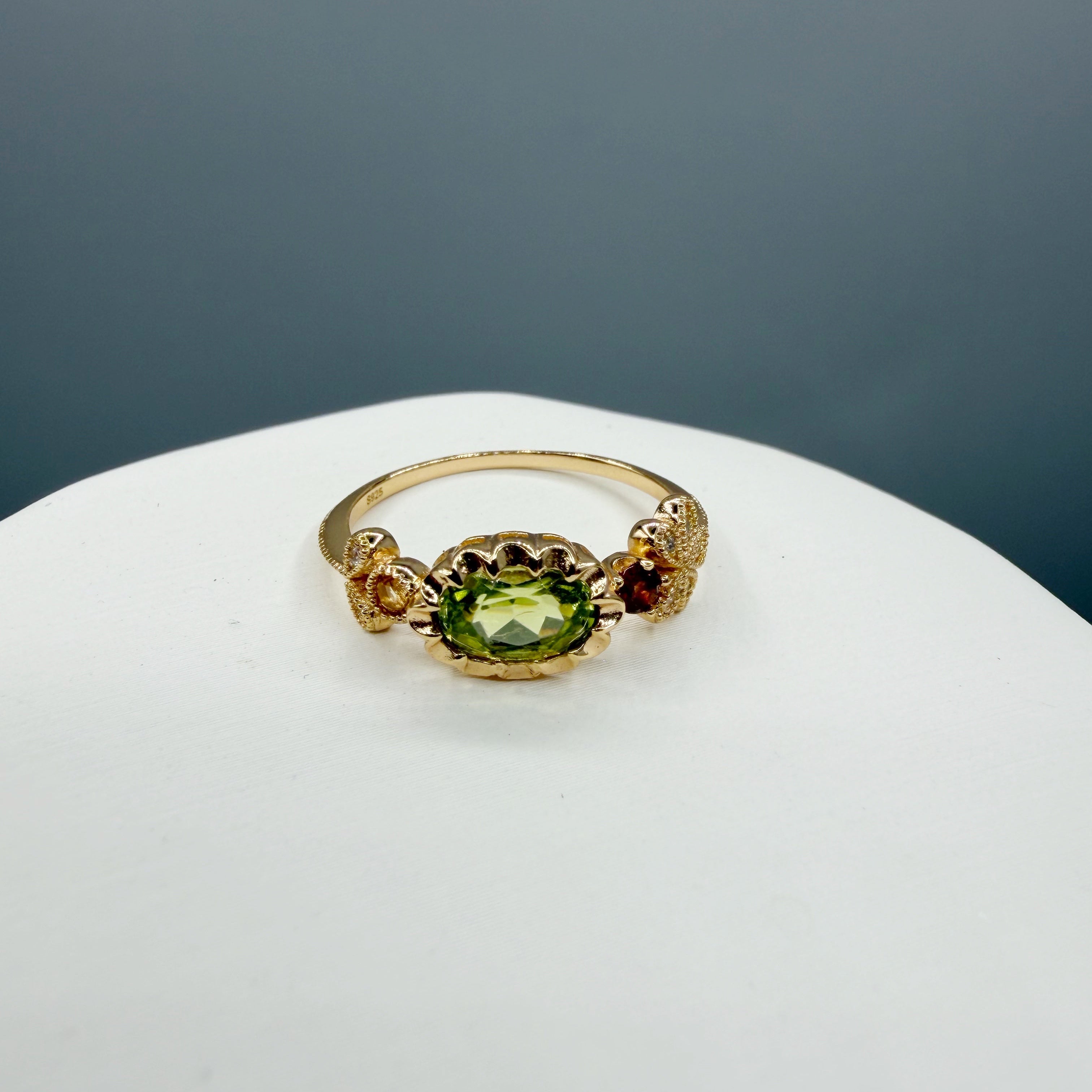 Anello Peridoto e Granato | Argento 925 placcato oro 14k - NON REGOLABILE