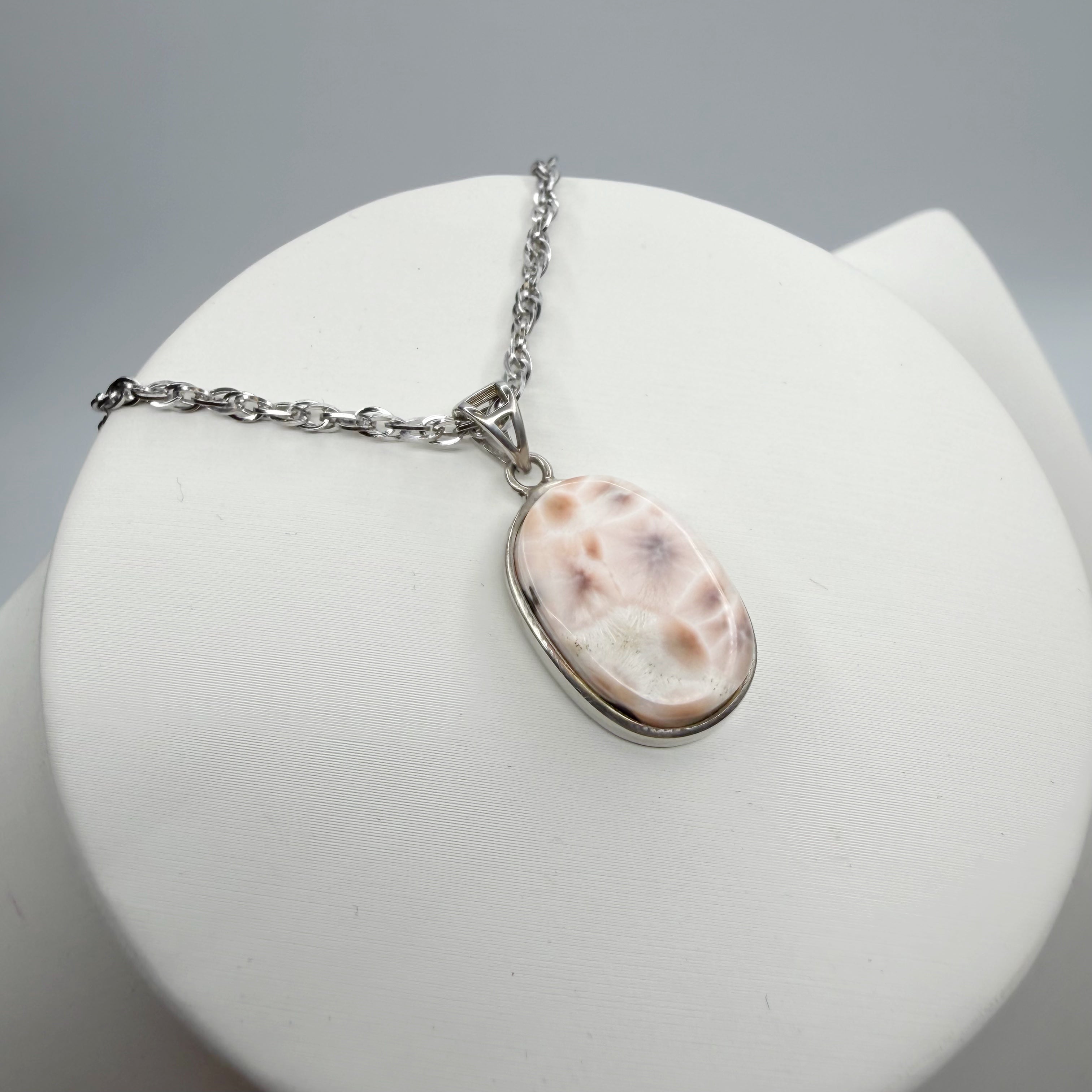 Ciondolo Natrolite e Argento 925 - Ovale
