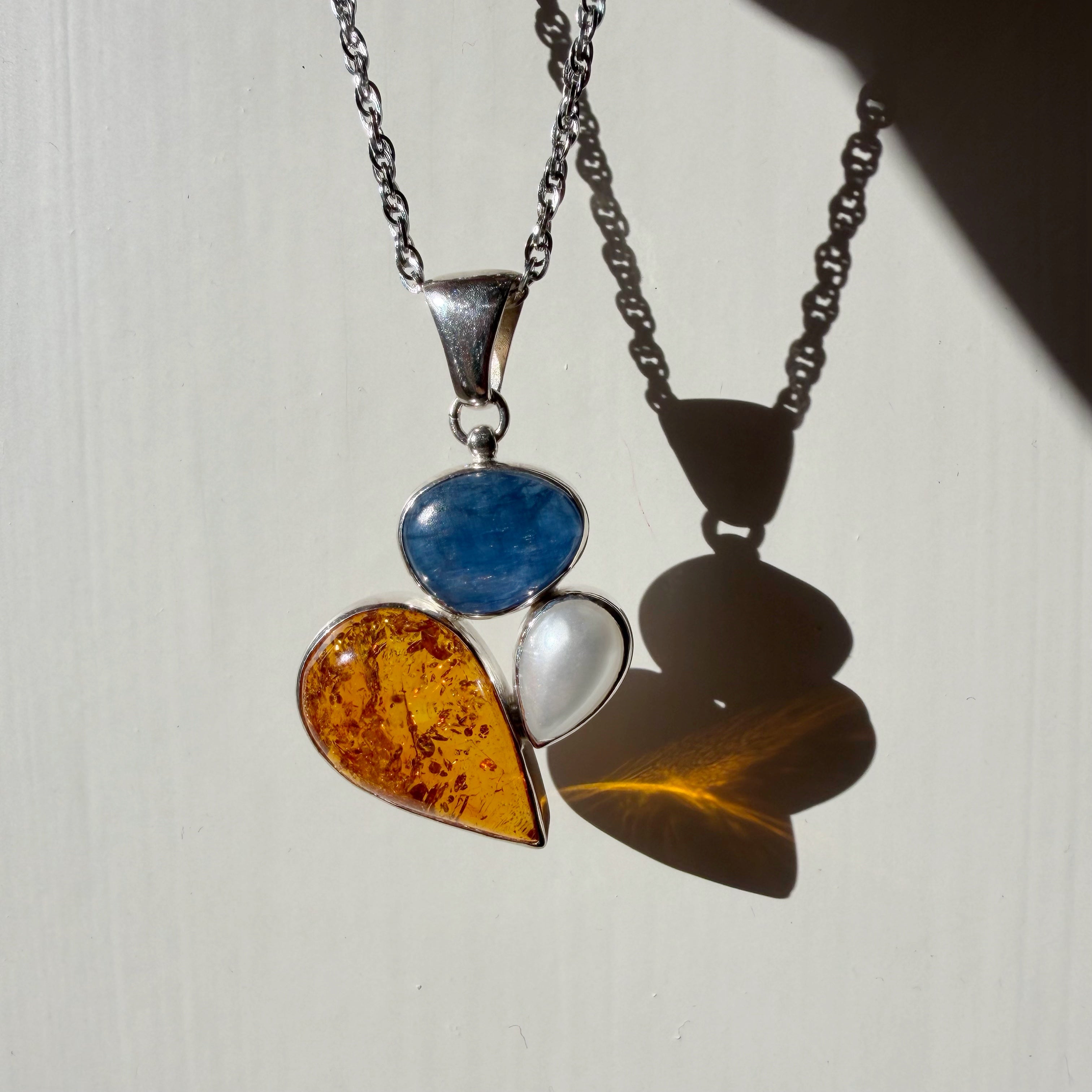 Ciondolo Ambra, Cianite e Madreperla - Argento 925