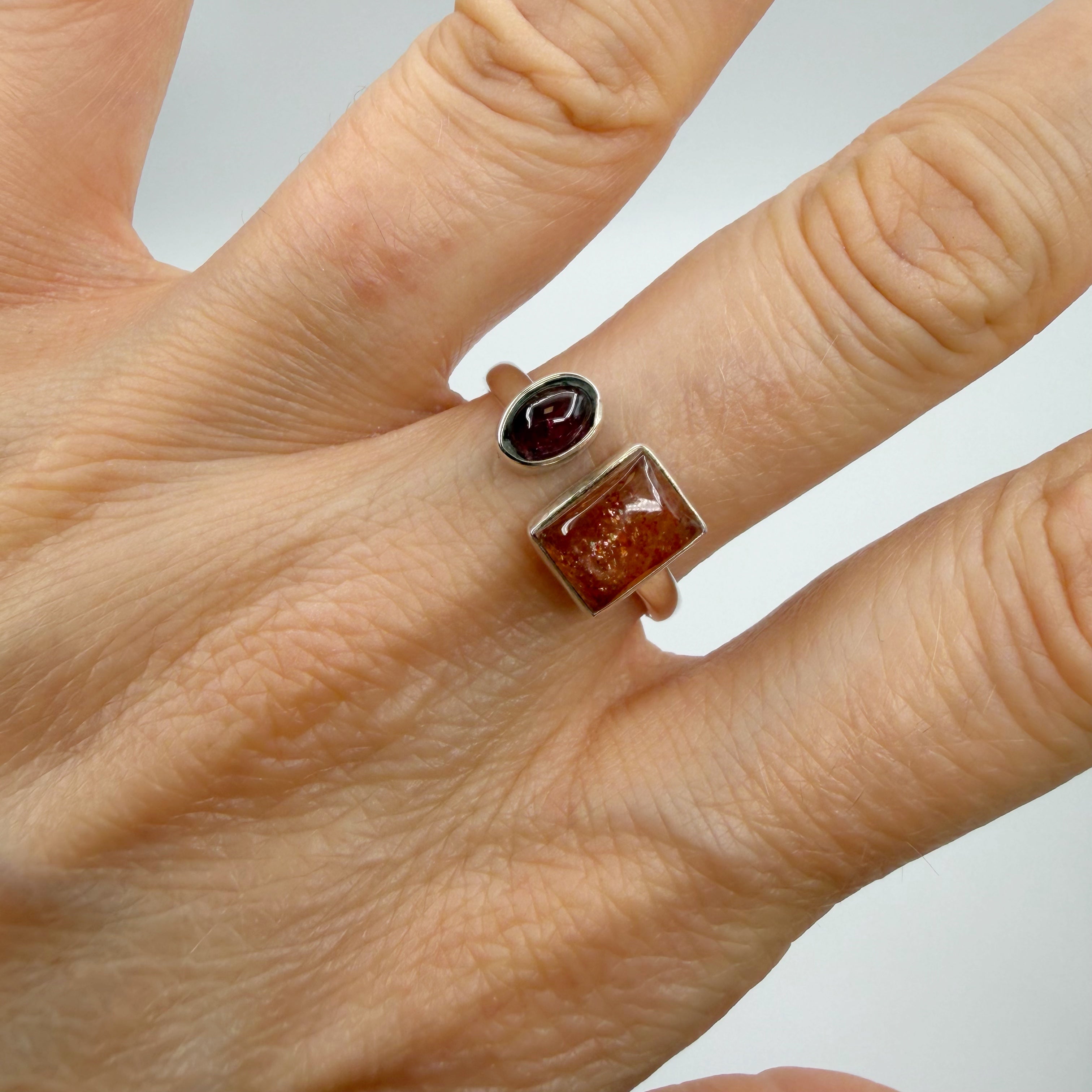 Anello Pietra del Sole e Granato - Argento 925