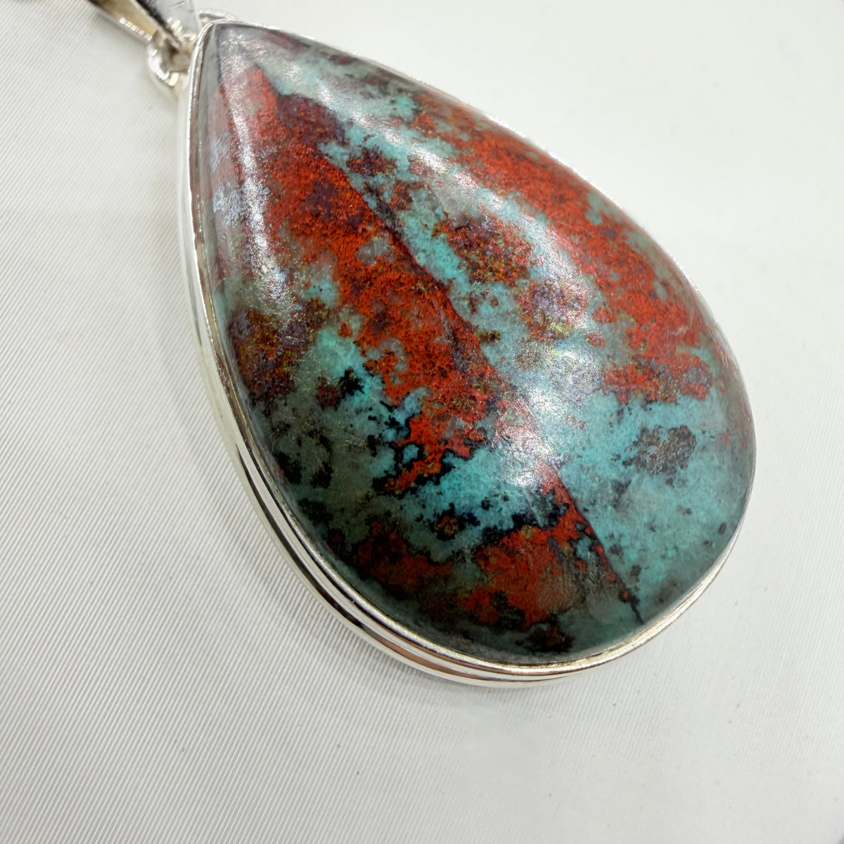Ciondolo Cuprite e Argento 925 - Goccia