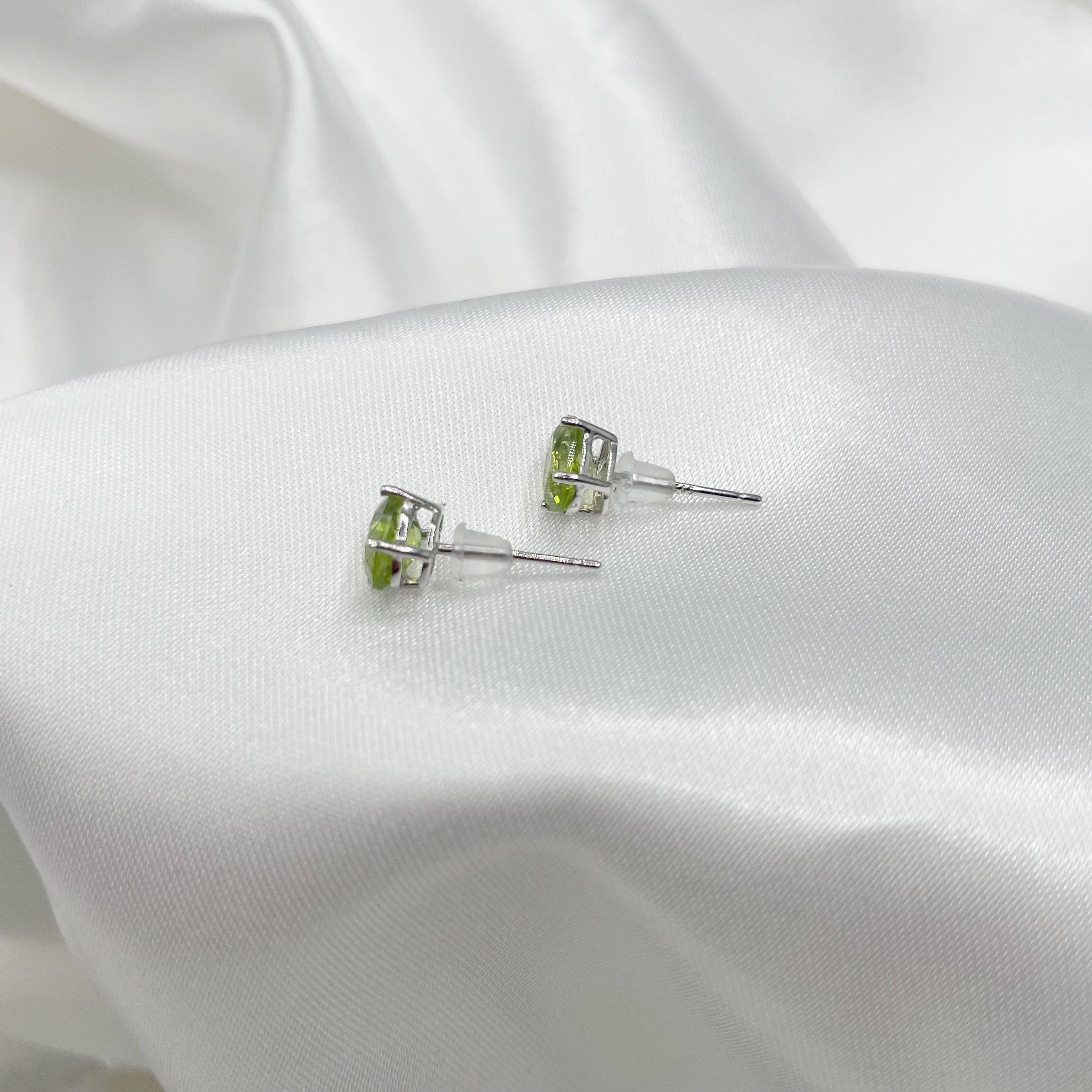 Set Bracciale Giada nefrite e Orecchini a Lobo Peridoto