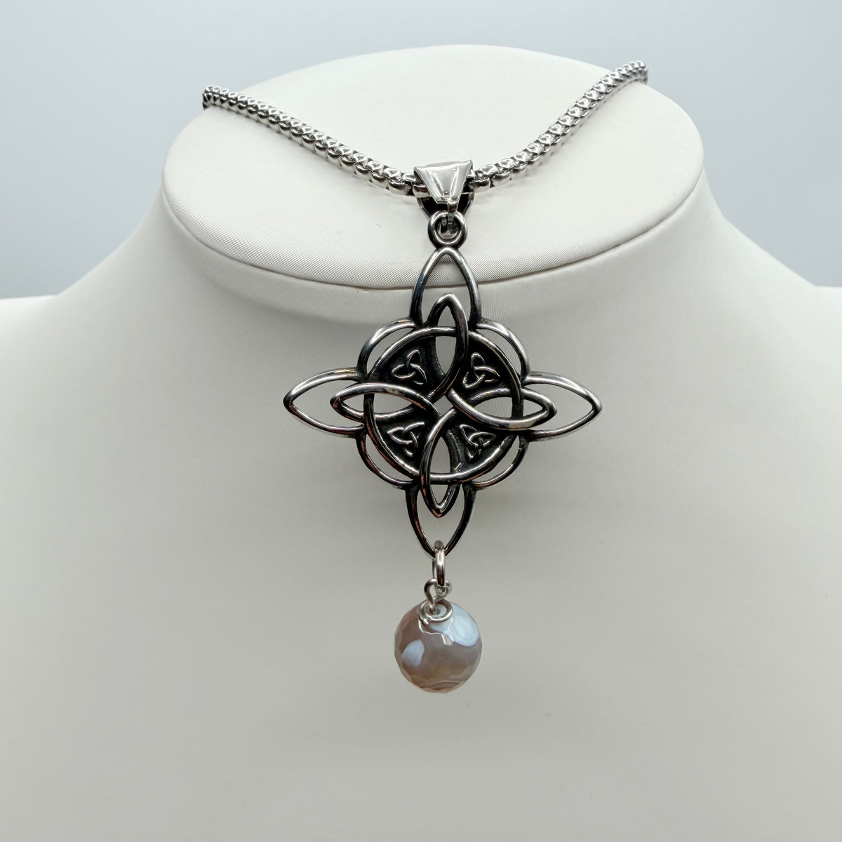 Collana Occhio di Shiva e Nodo della Strega: protezione da malocchio e invidia