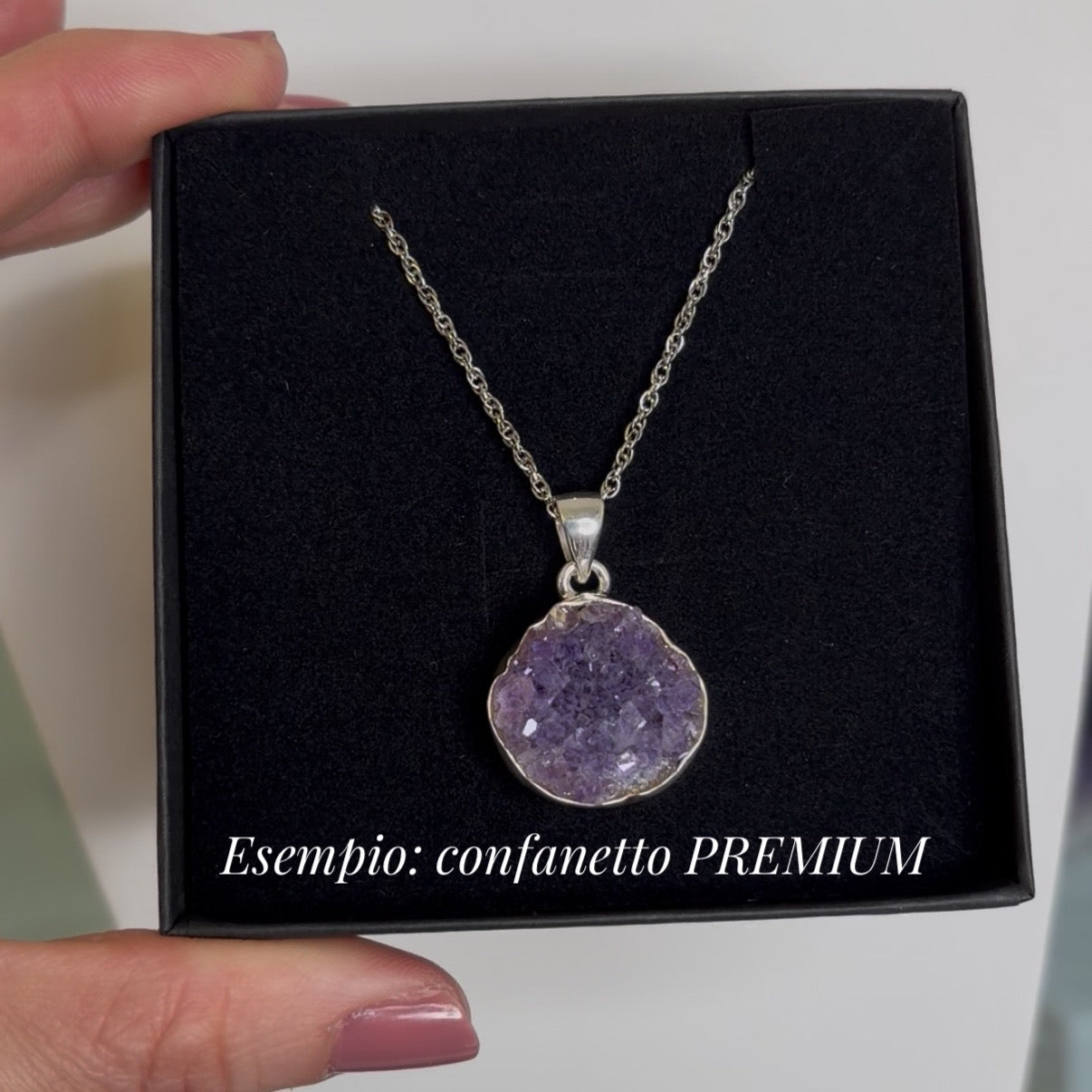 Coniglietto delle Sorprese: confanetto Pasquale con collana