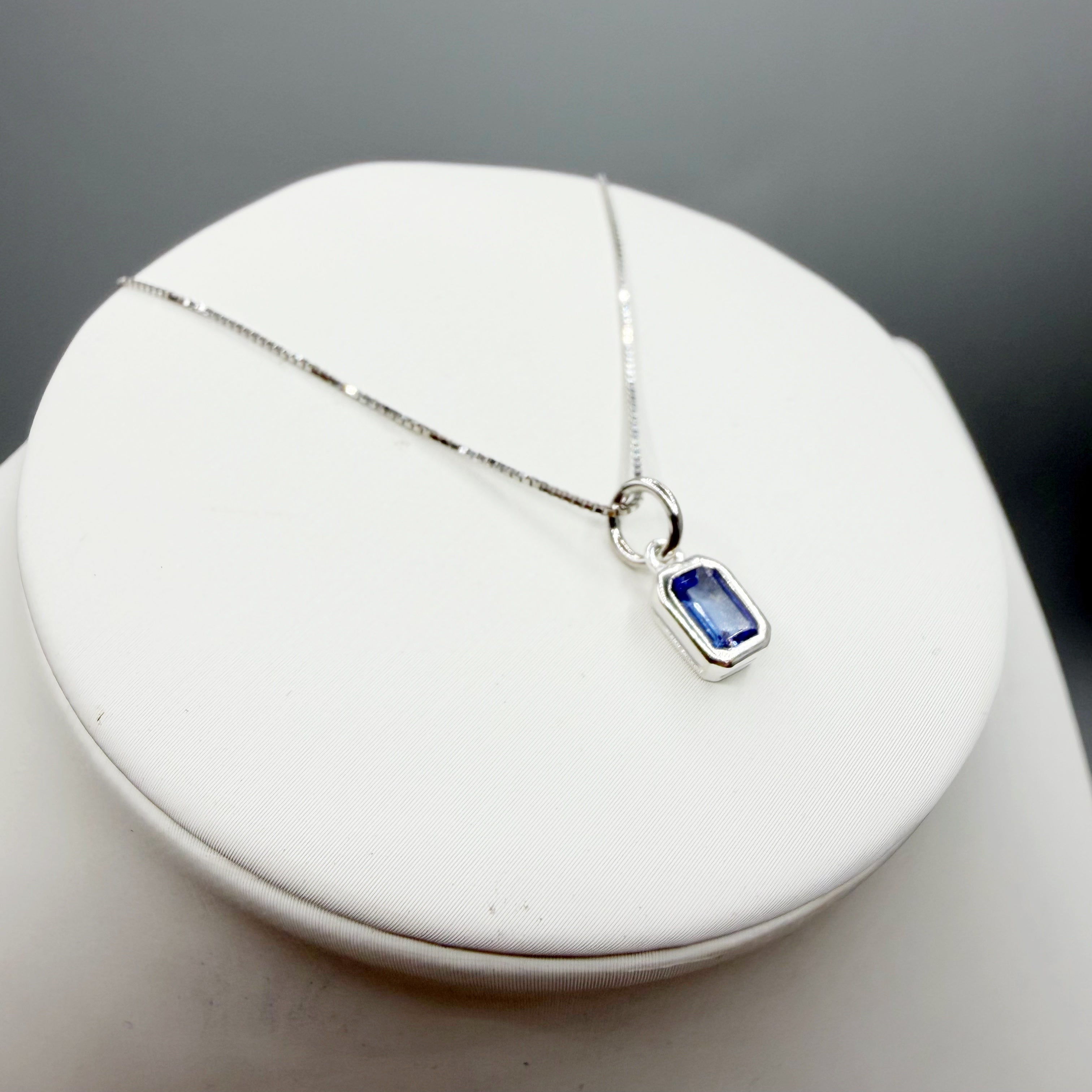 Ciondolo Punto Luce Tanzanite Argento 925 - Rettangolare