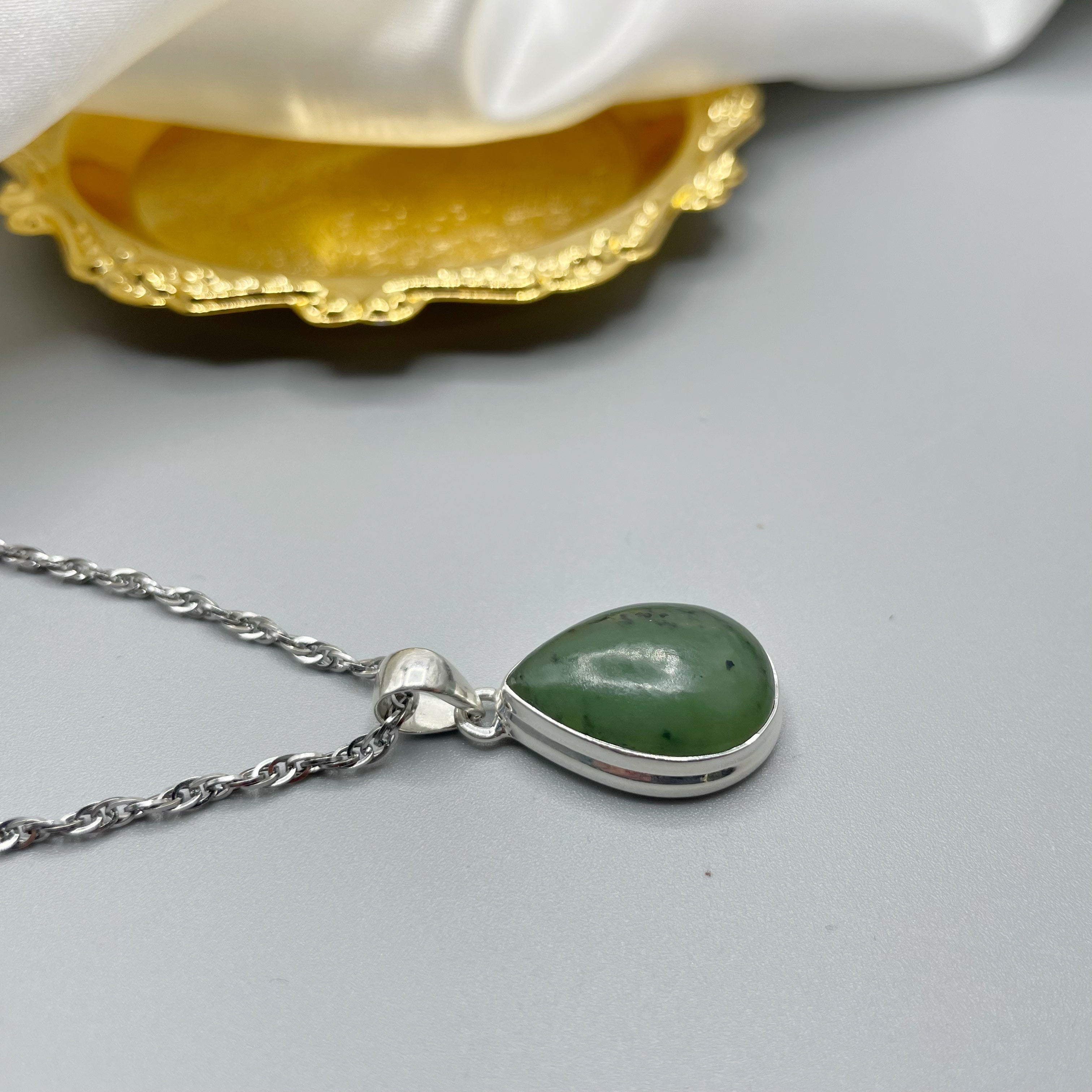 Ciondolo Giada Nefrite a Goccia - Argento 925