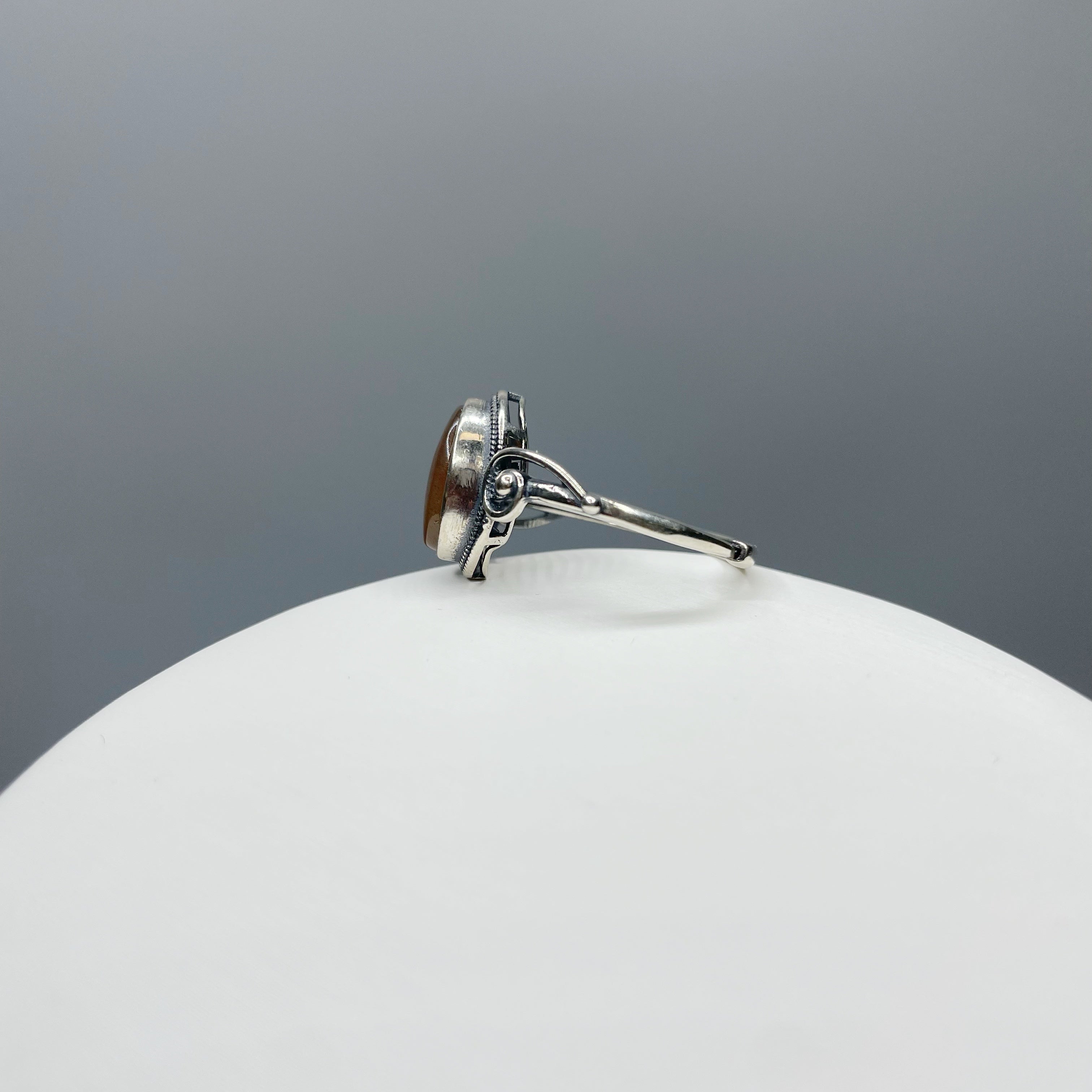 Anello Pietra del Sole e Argento 925
