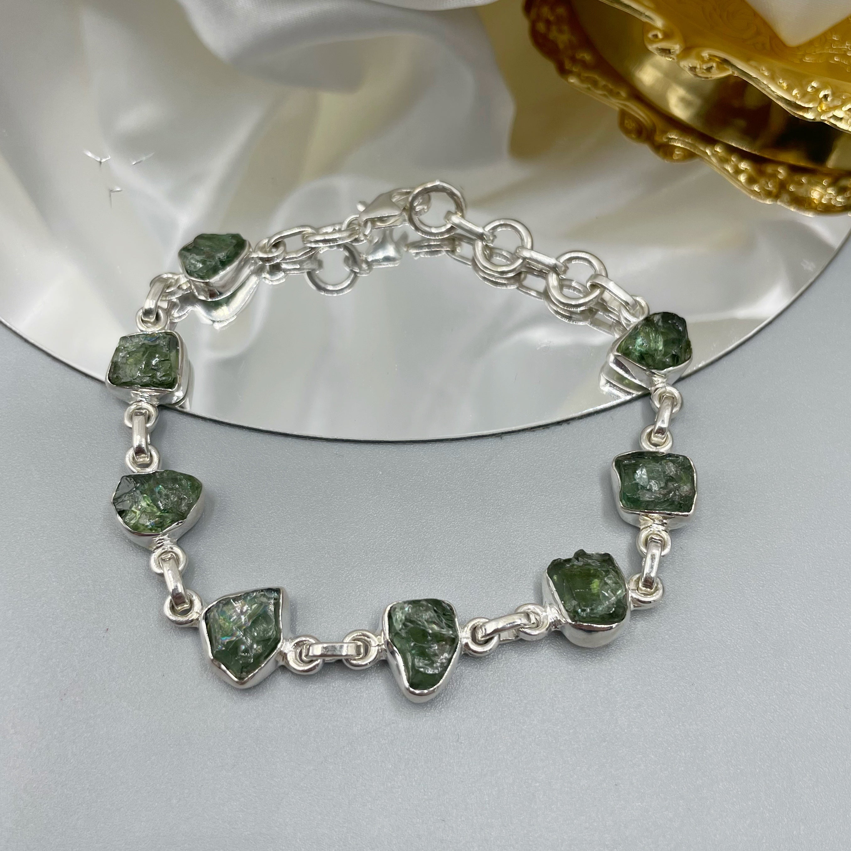 Bracciale Apatite Verde Grezza e Argento 925