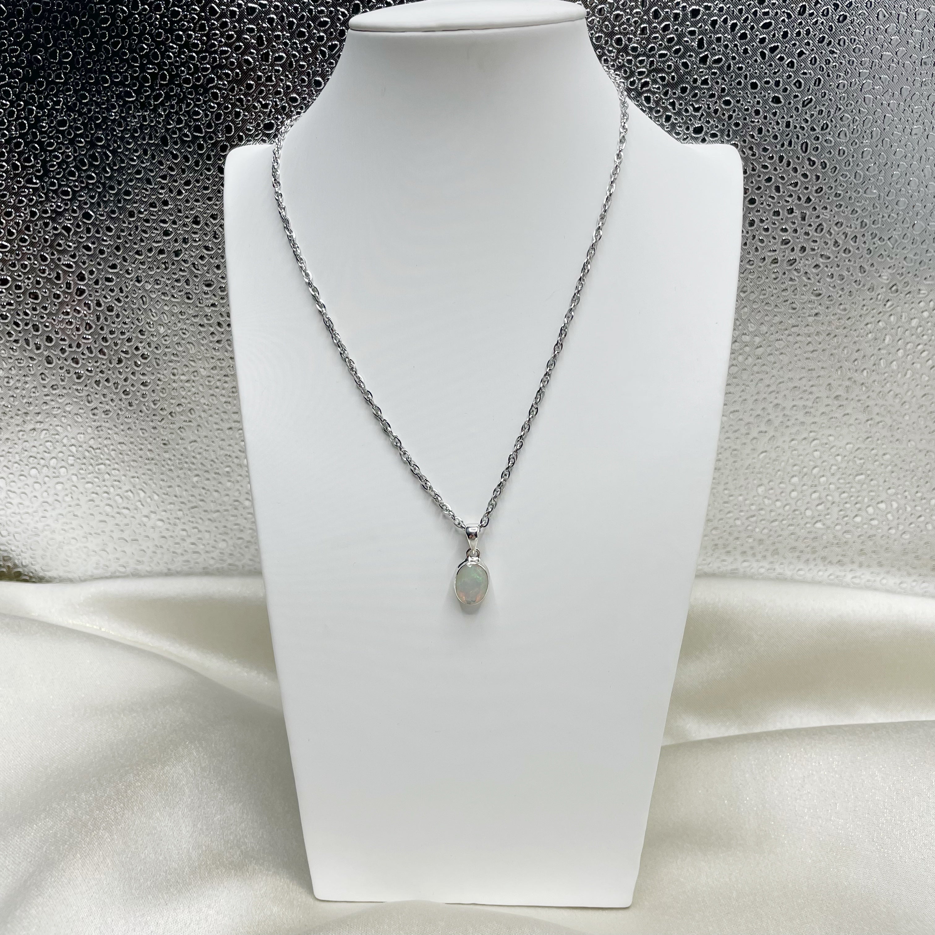 Ciondolo Opale Etiope Sfaccettato Ovale - Argento 925