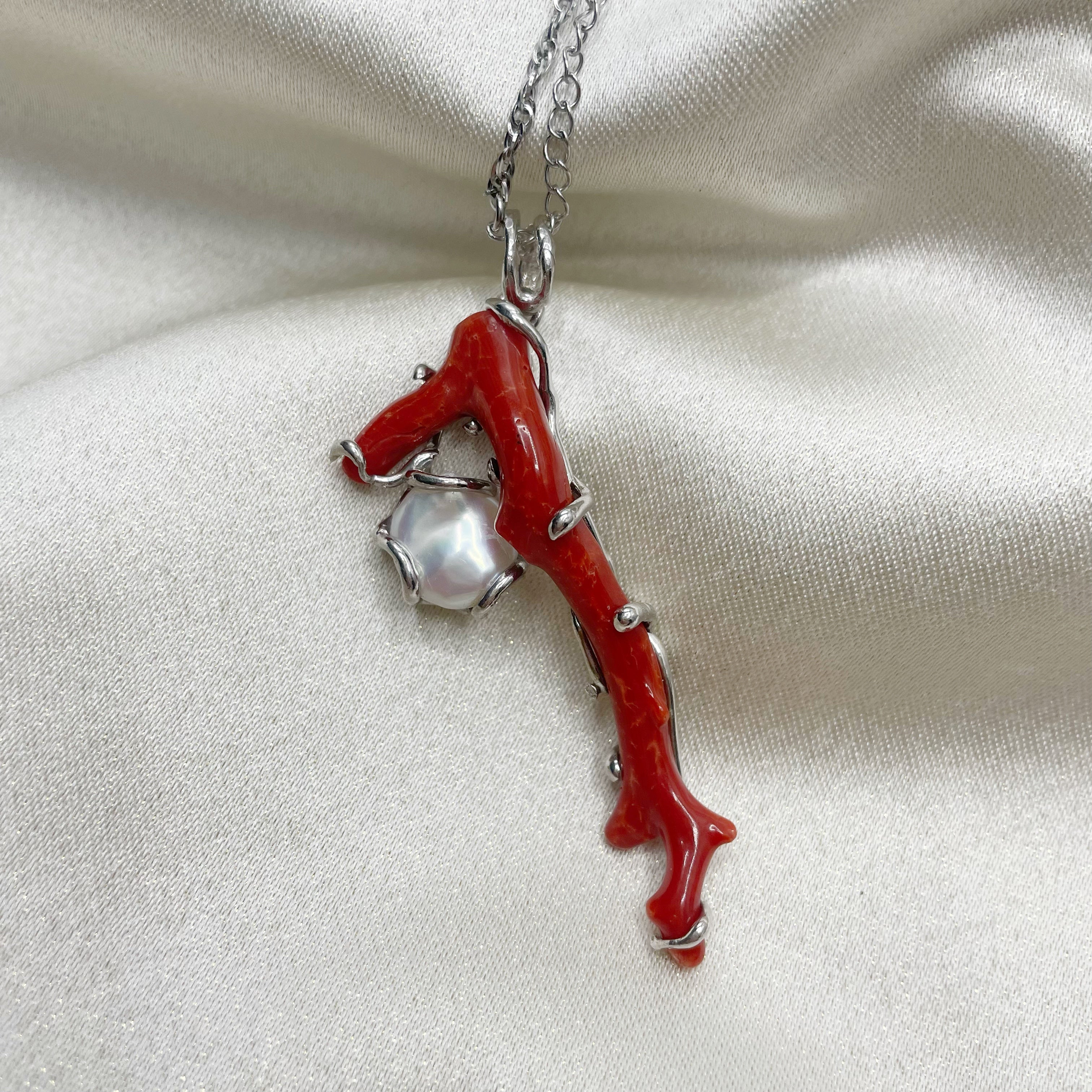 Ciondolo Victory - Corallo Bambù e Madreperla