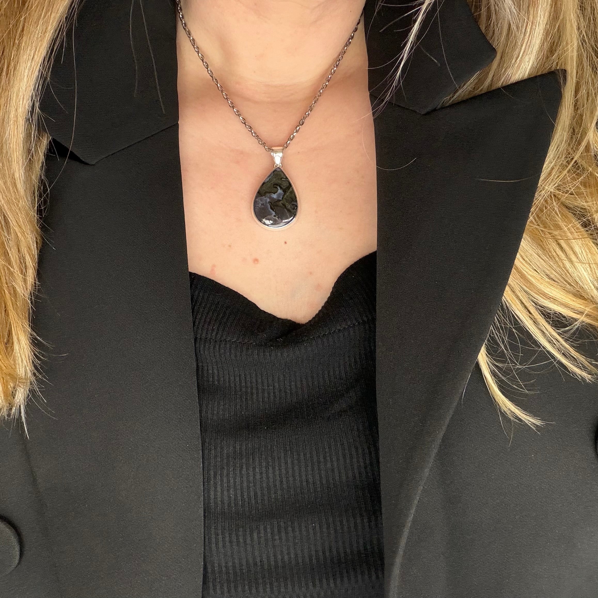 Ciondolo Merlinite Mistica e Argento 925 - a Goccia