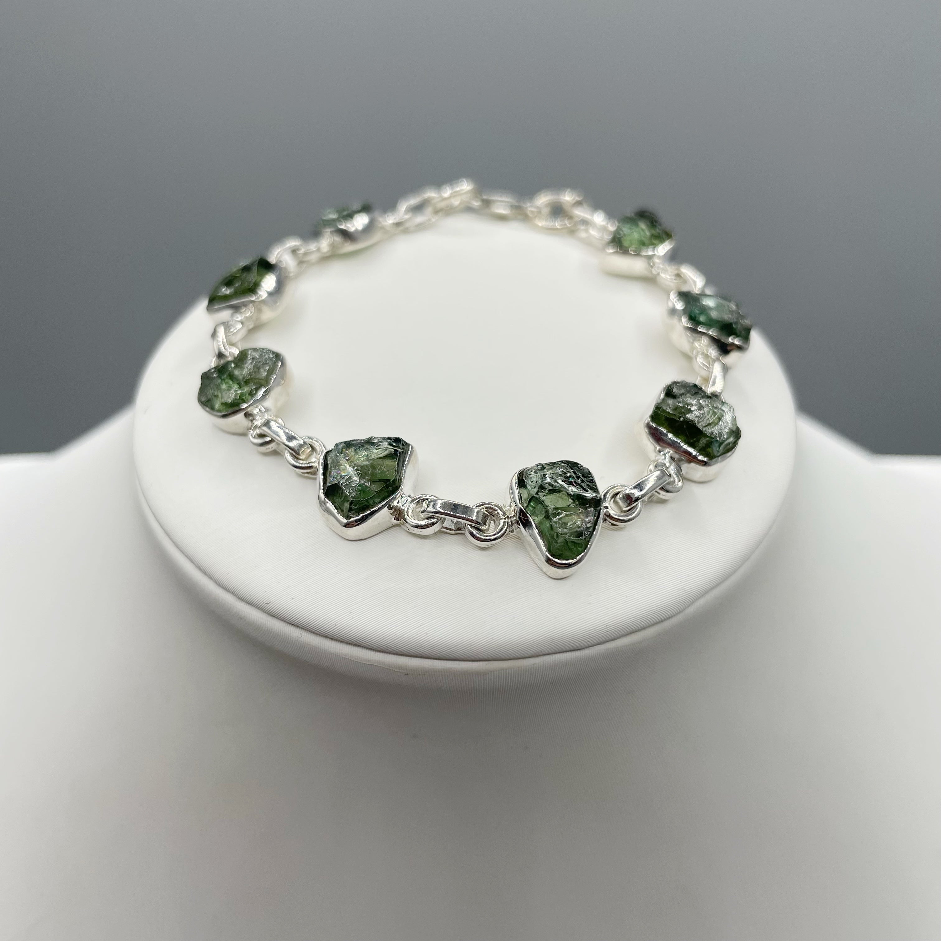Bracciale Apatite Verde Grezza e Argento 925
