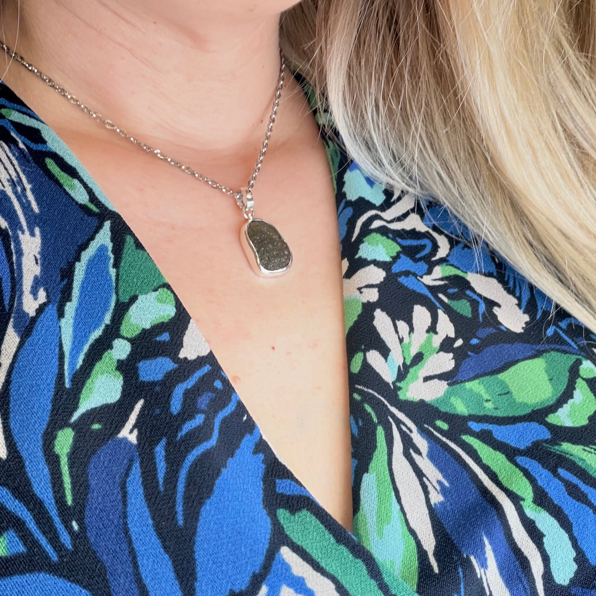 Ciondolo Moldavite Grezza e Argento 925