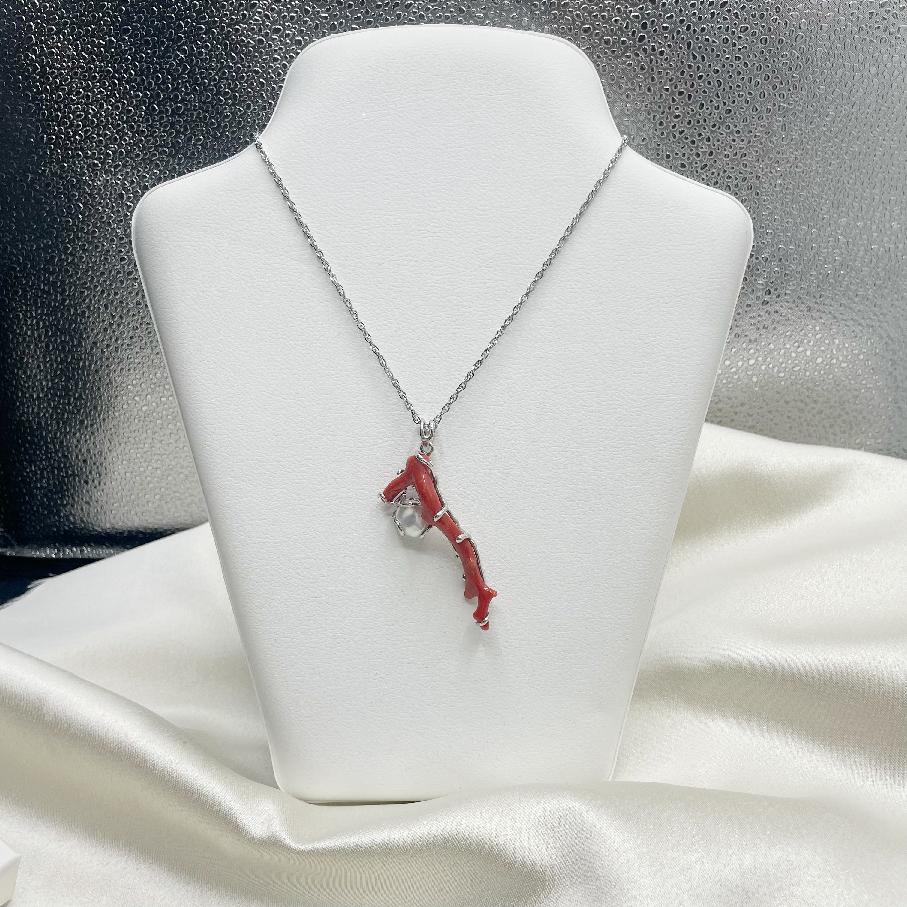 Ciondolo Victory - Corallo Bambù e Madreperla