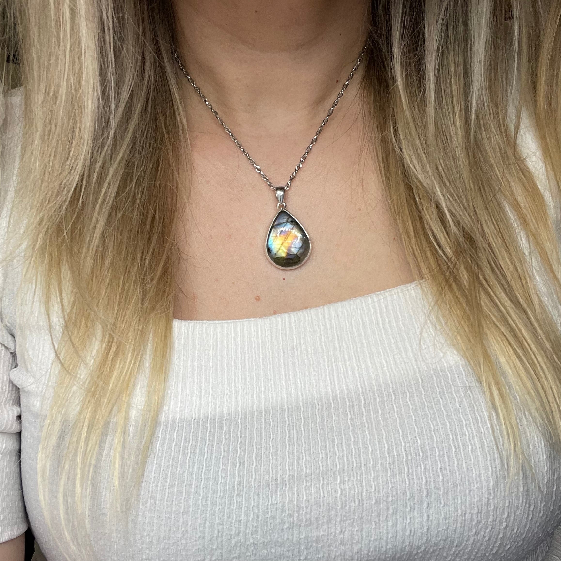 Ciondolo Labradorite a Goccia - Argento 925