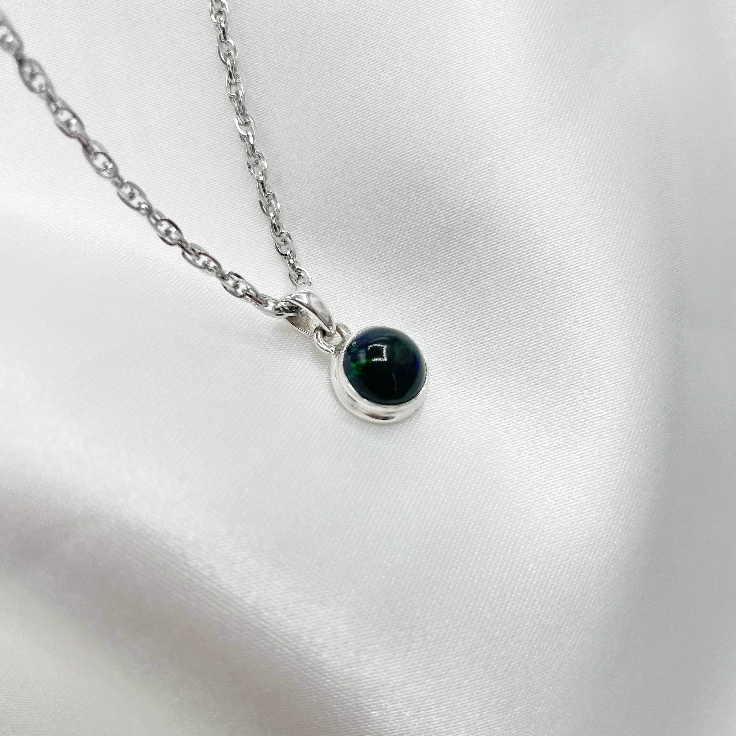 Ciondolo Opale Nero Chalama Tondo - Argento 925