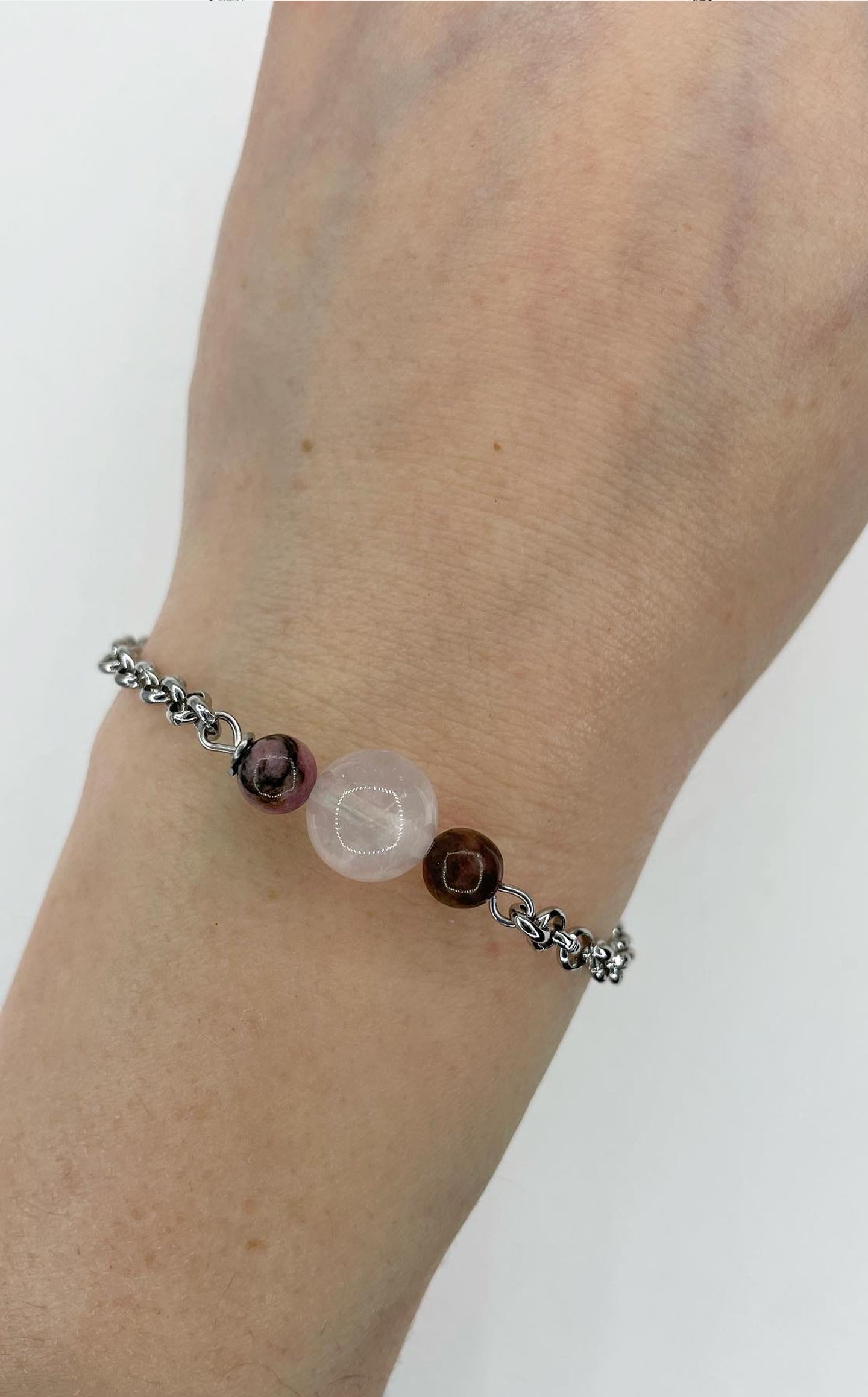 Bracciale Infinity Ego - Rodonite e Quarzo Rosa, Acciaio Inossidabile