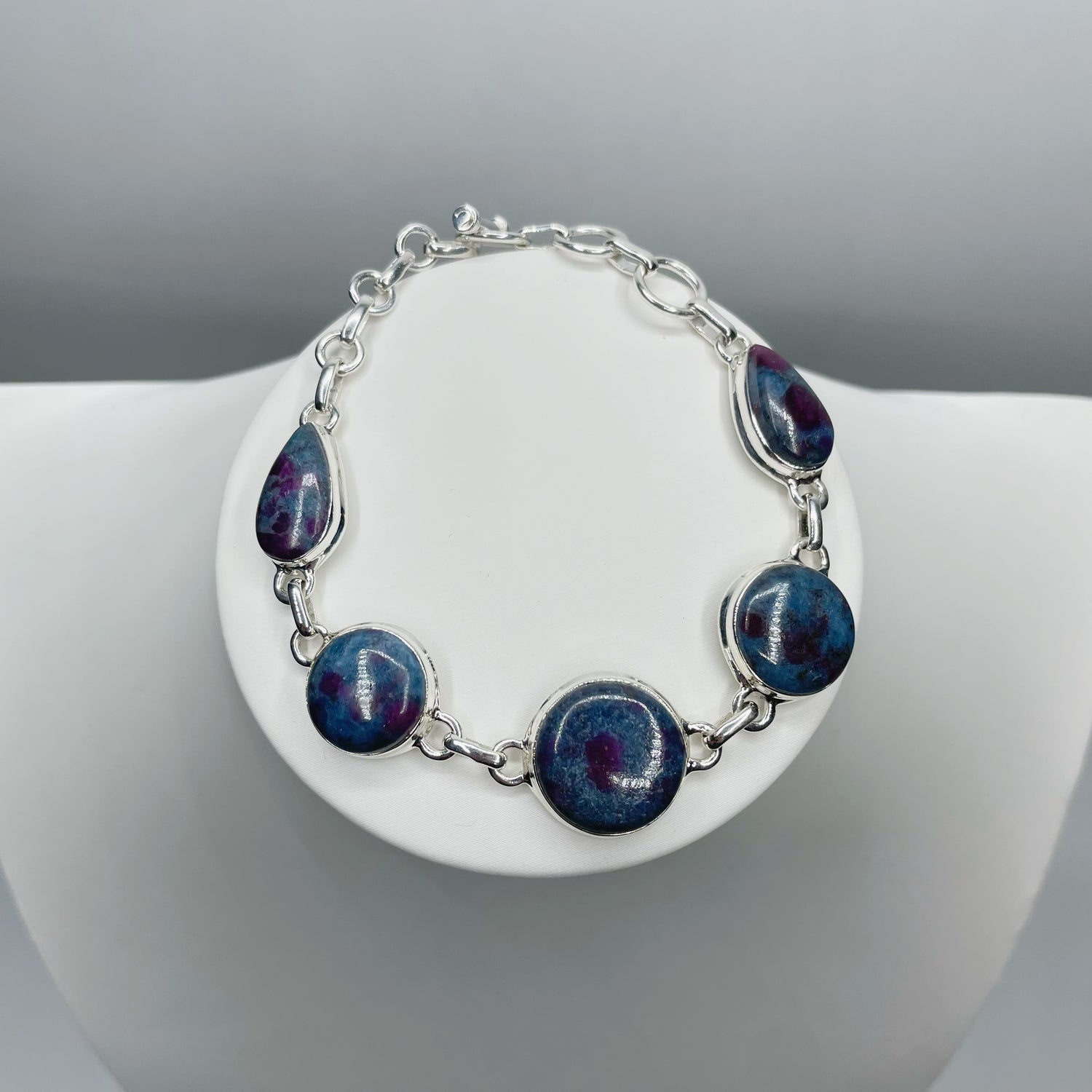 Bracciale Rubino in Cianite e Argento 925 - tondo