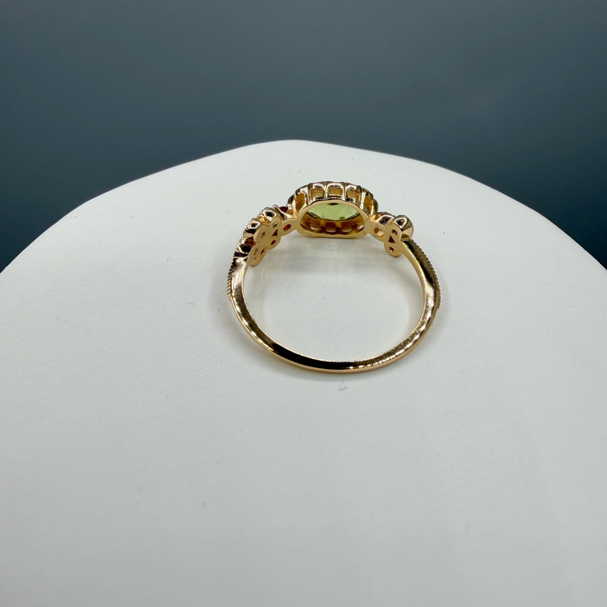 Anello Peridoto e Granato | Argento 925 placcato oro 14k - NON REGOLABILE
