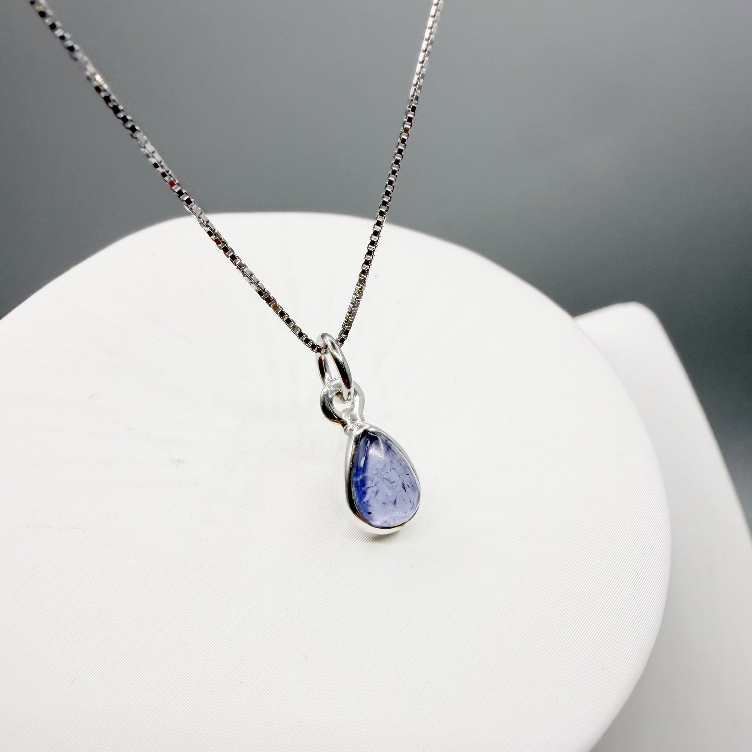 Ciondolo Punto Luce Tanzanite Argento 925 - A goccia