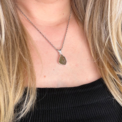 Ciondolo Moldavite Grezza - Argento 925