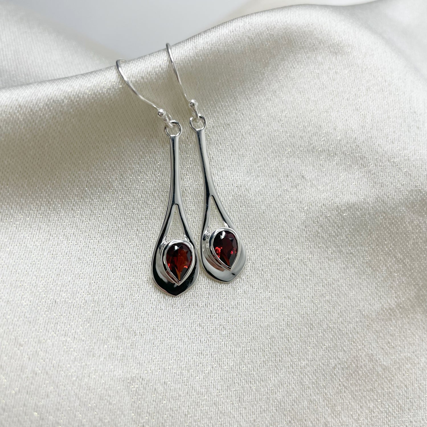 Orecchini pendenti Granato - Argento 925