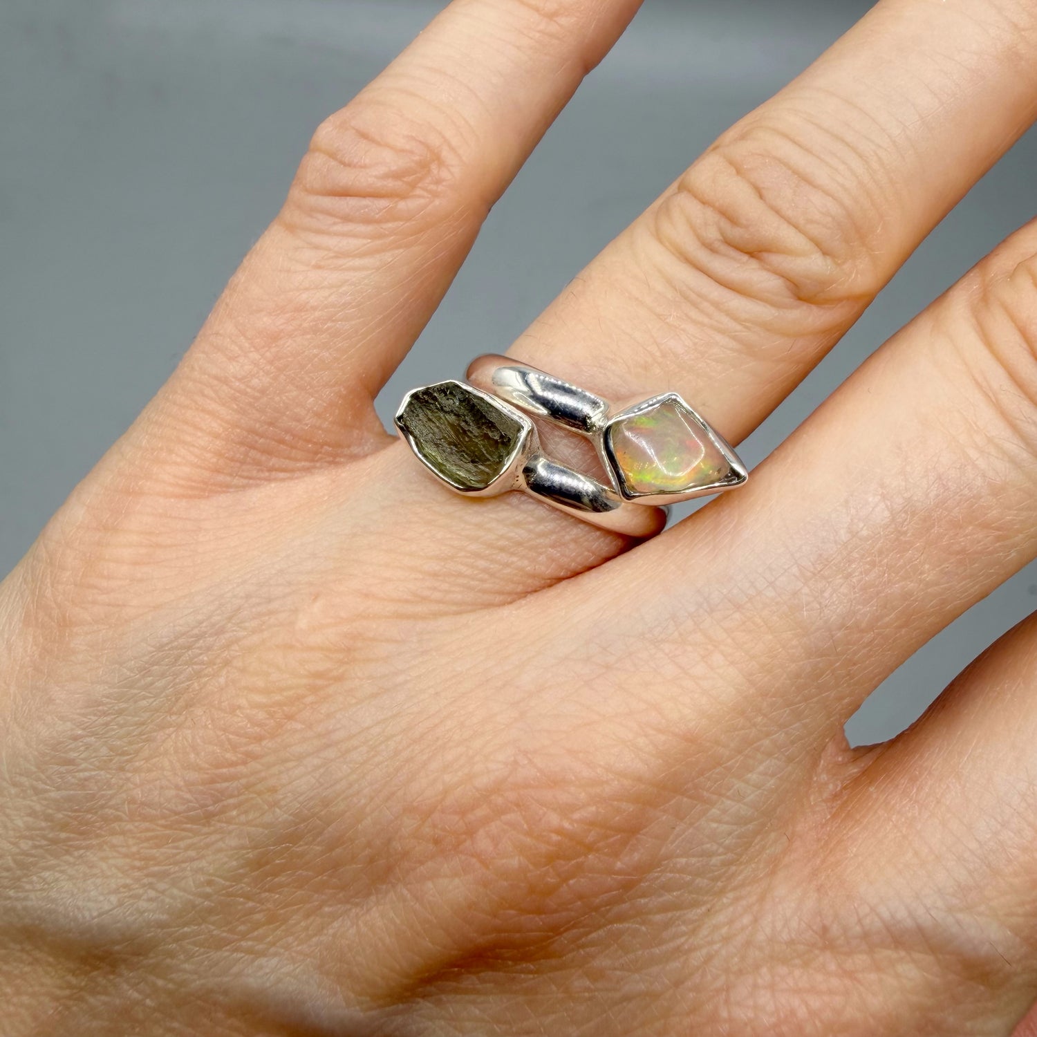 Anello Moldavite e Opale - Argento 925