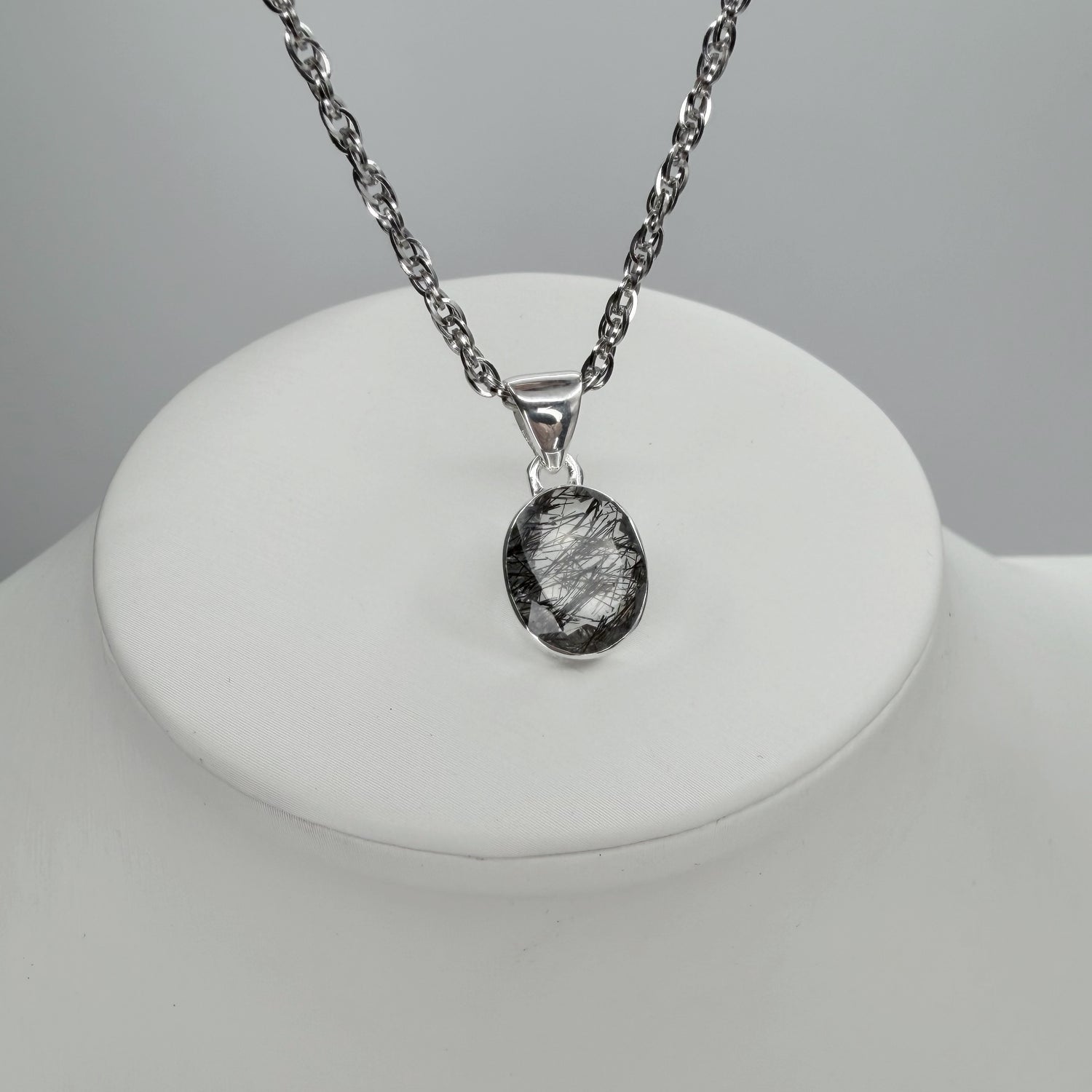 Ciondolo Quarzo Tormalinato Ovale - Argento 925