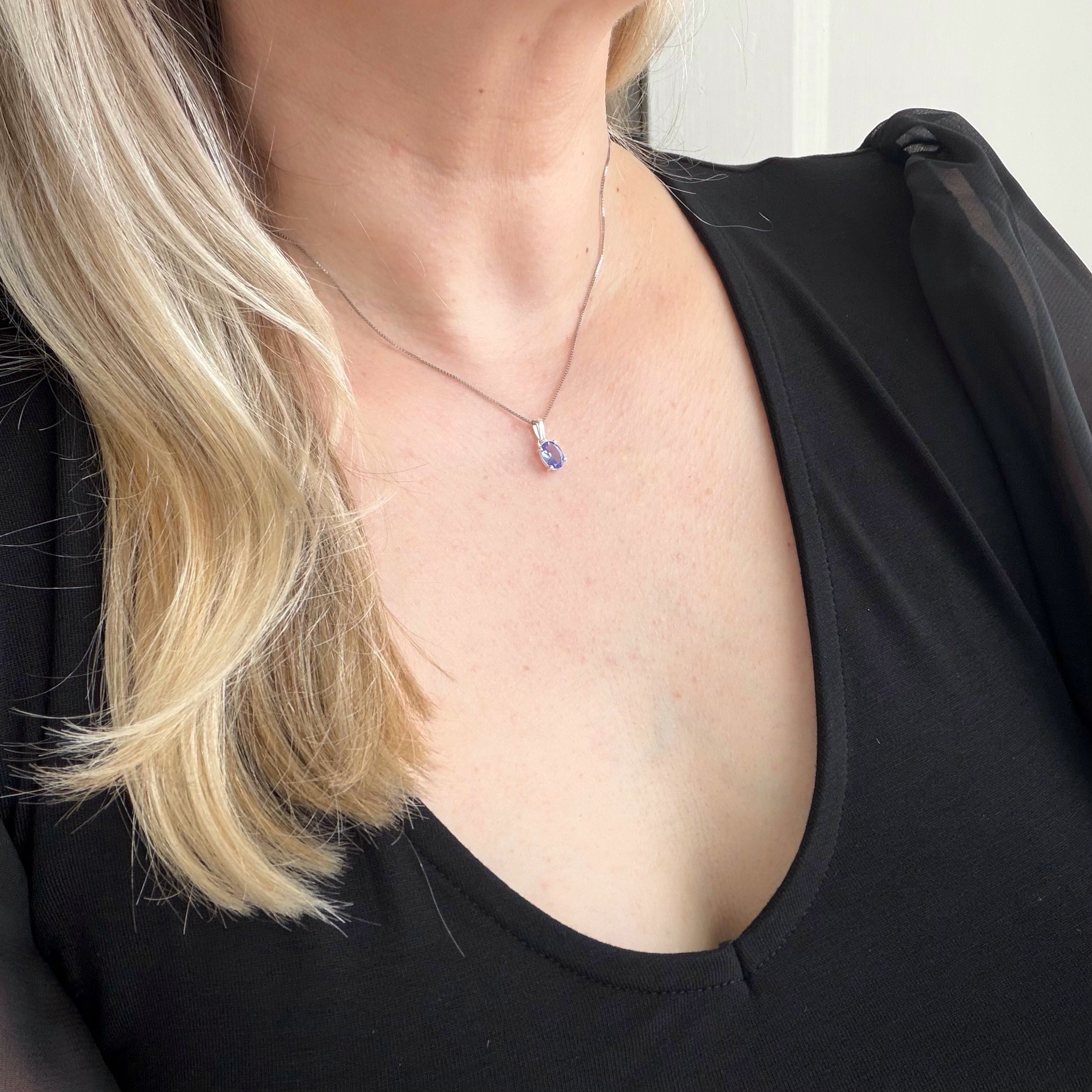 Ciondolo Punto Luce Tanzanite Argento 925 - Ovale