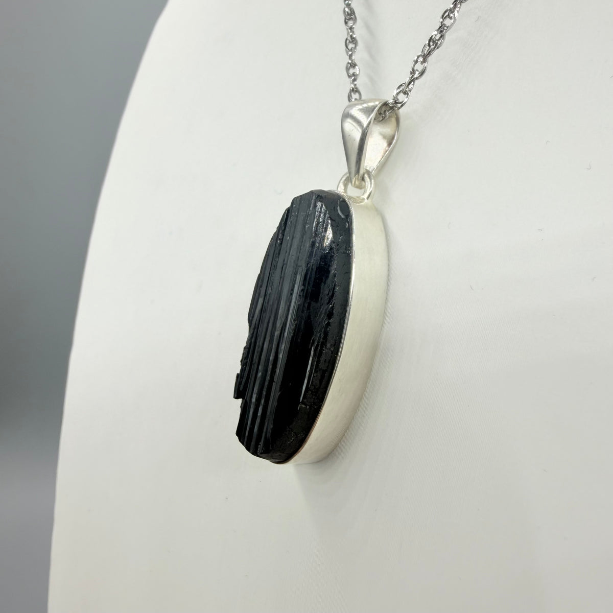 Ciondolo Tormalina Nera Grezza - Argento 925 - Ovale