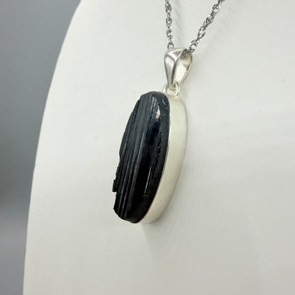 Ciondolo Tormalina Nera Grezza - Argento 925 - Ovale