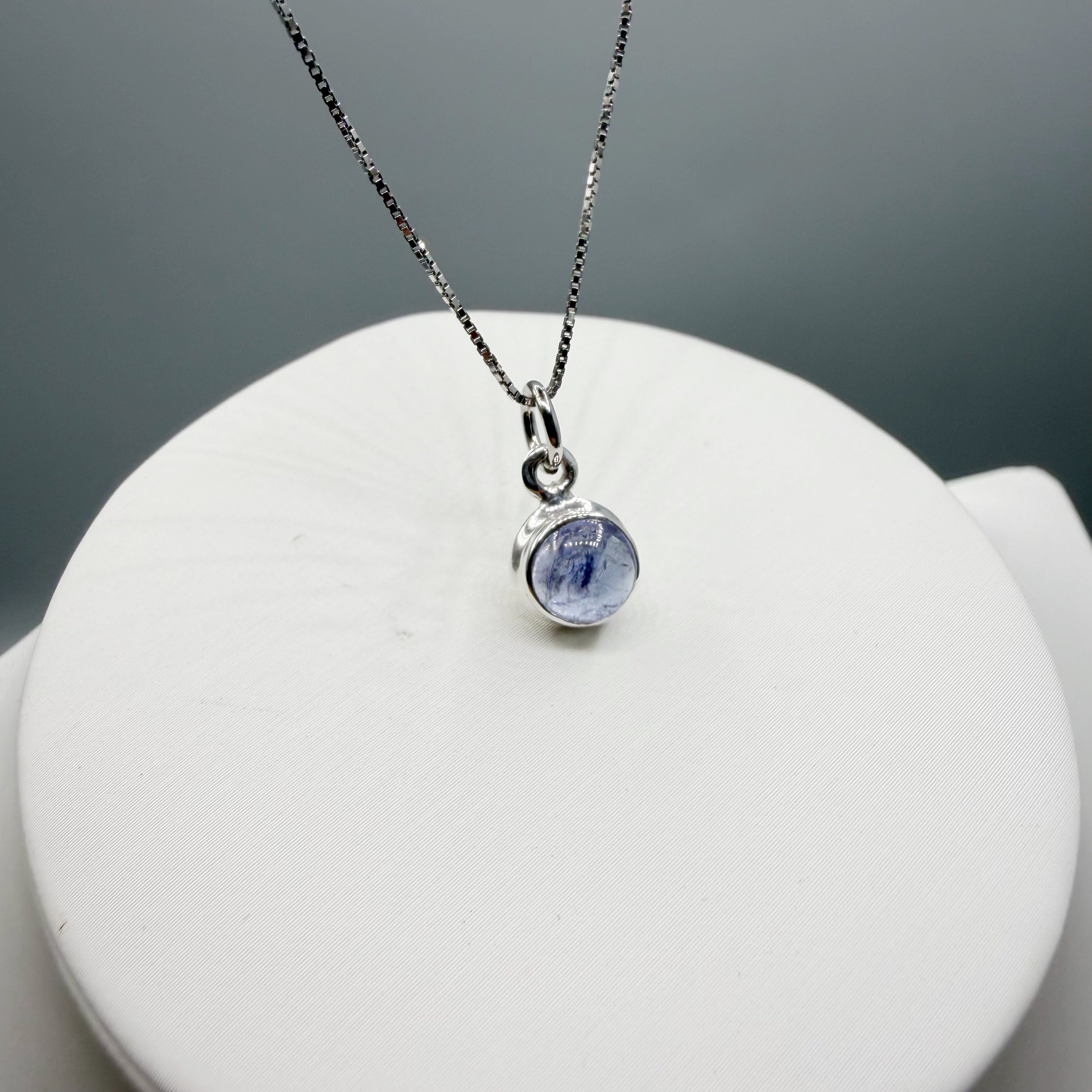 Ciondolo Punto Luce Tanzanite Argento 925 - Tondo LISCIO