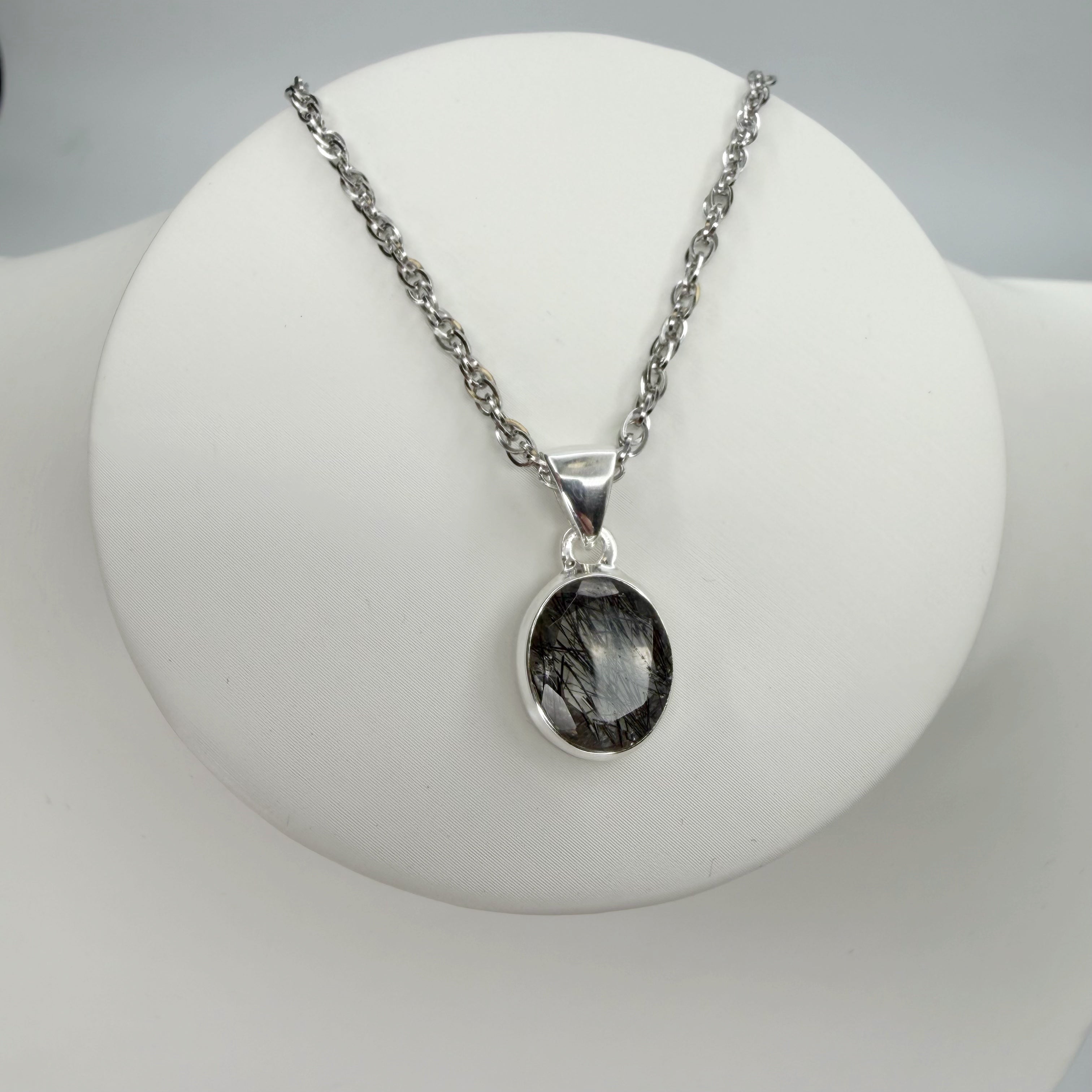 Ciondolo Quarzo Tormalinato Ovale - Argento 925