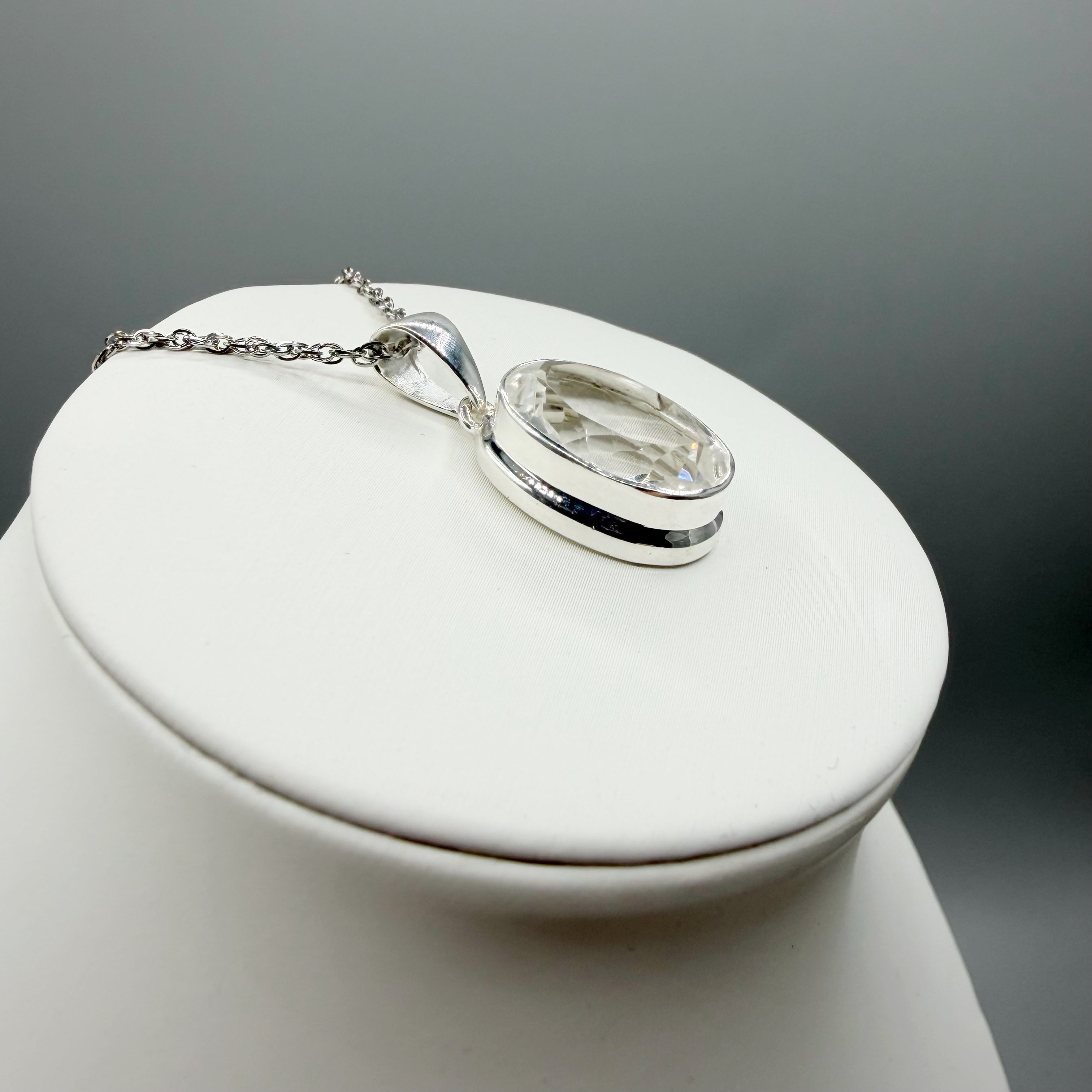 Ciondolo Cristallo di Rocca e Argento 925 - Ovale