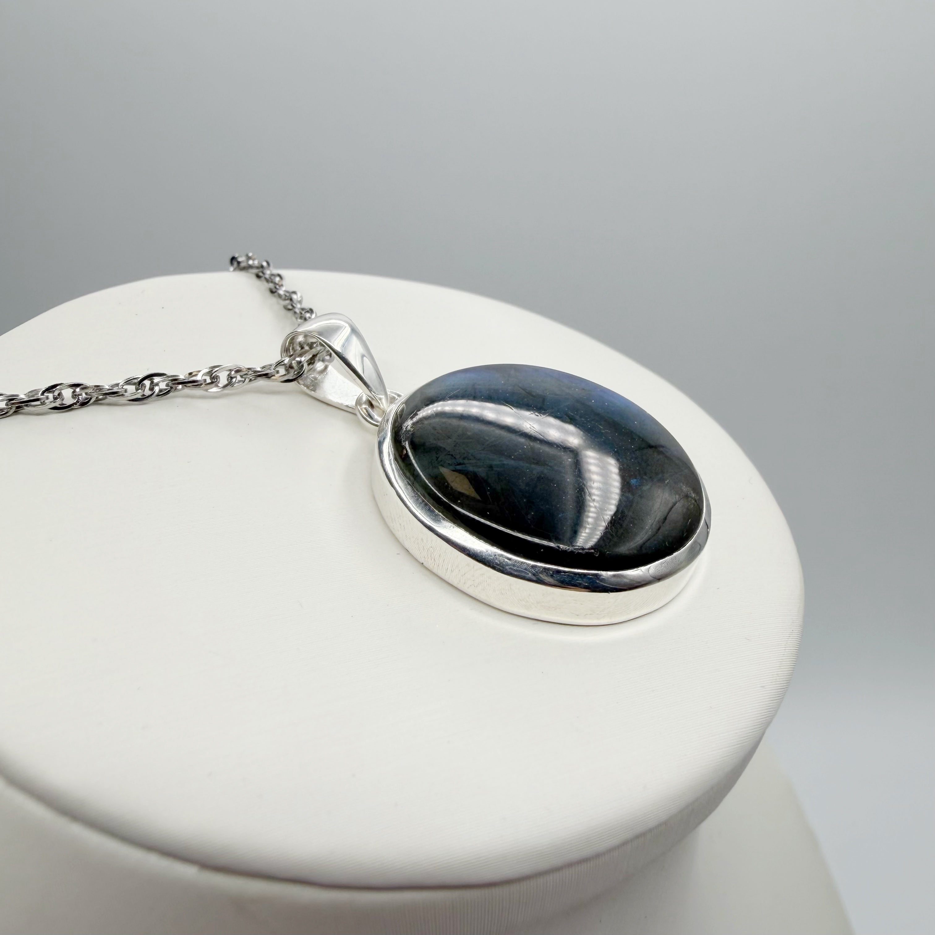 Ciondolo Labradorite Blu Argento 925 - Tondo