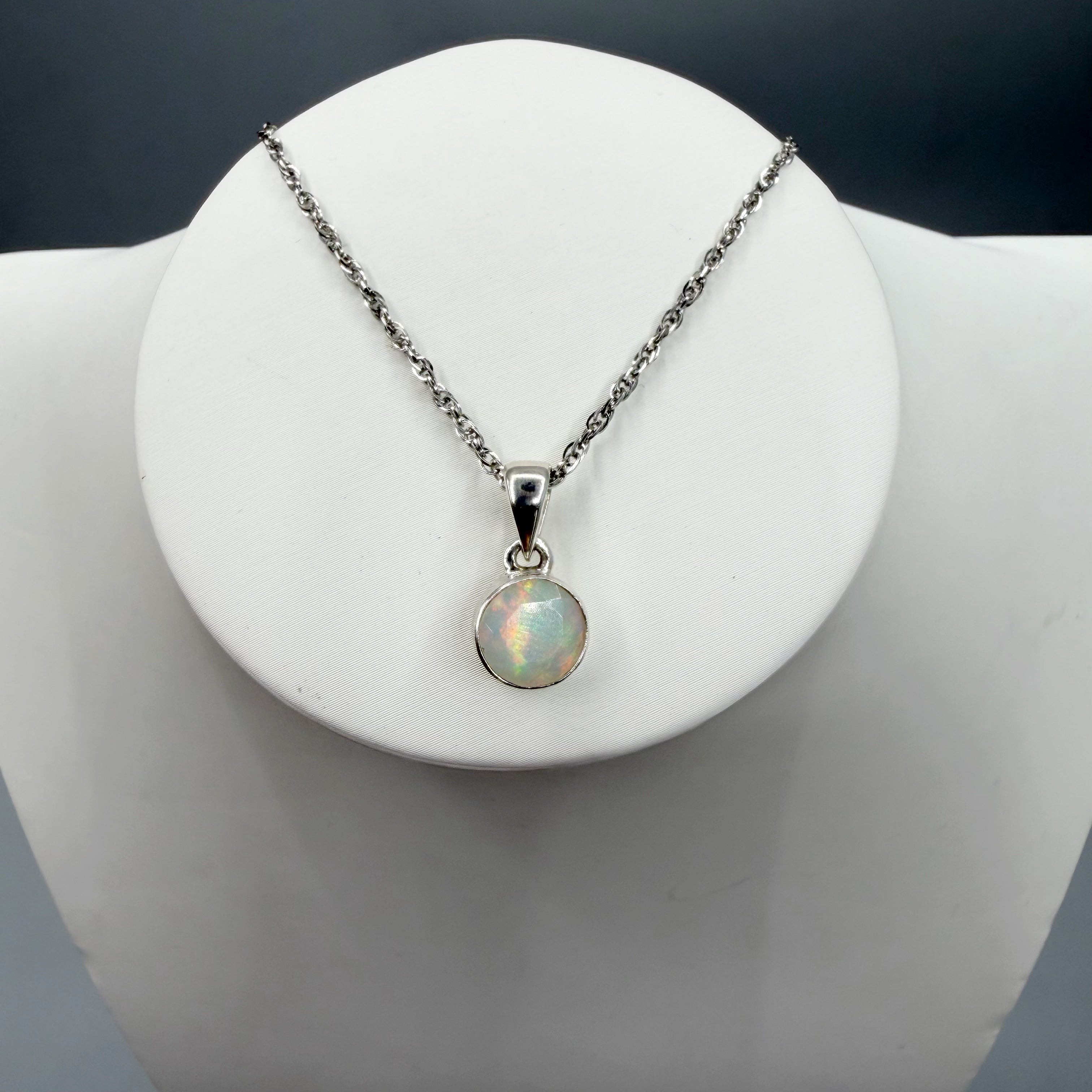 Ciondolo Opale Etiope Sfaccettato TONDO - Argento 925