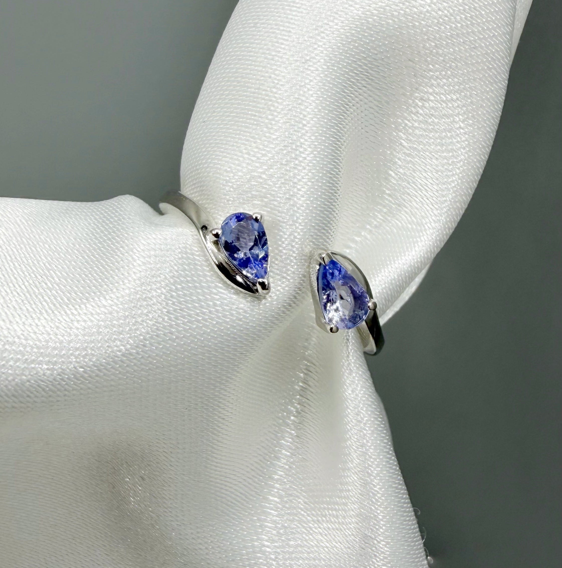 Anello Tanzanite Sfaccettata - Argento