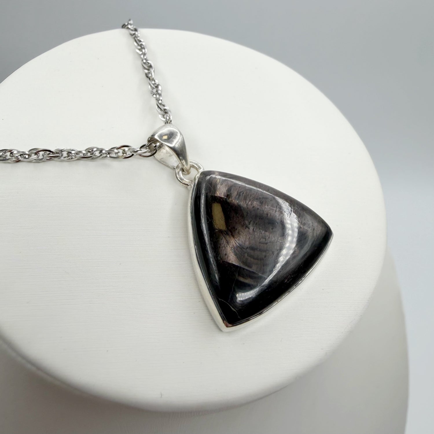 Ciondolo Iperstene Argento 925 - Triangolo