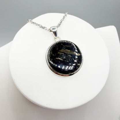 Ciondolo Nuummite Argento 925 - Tondo
