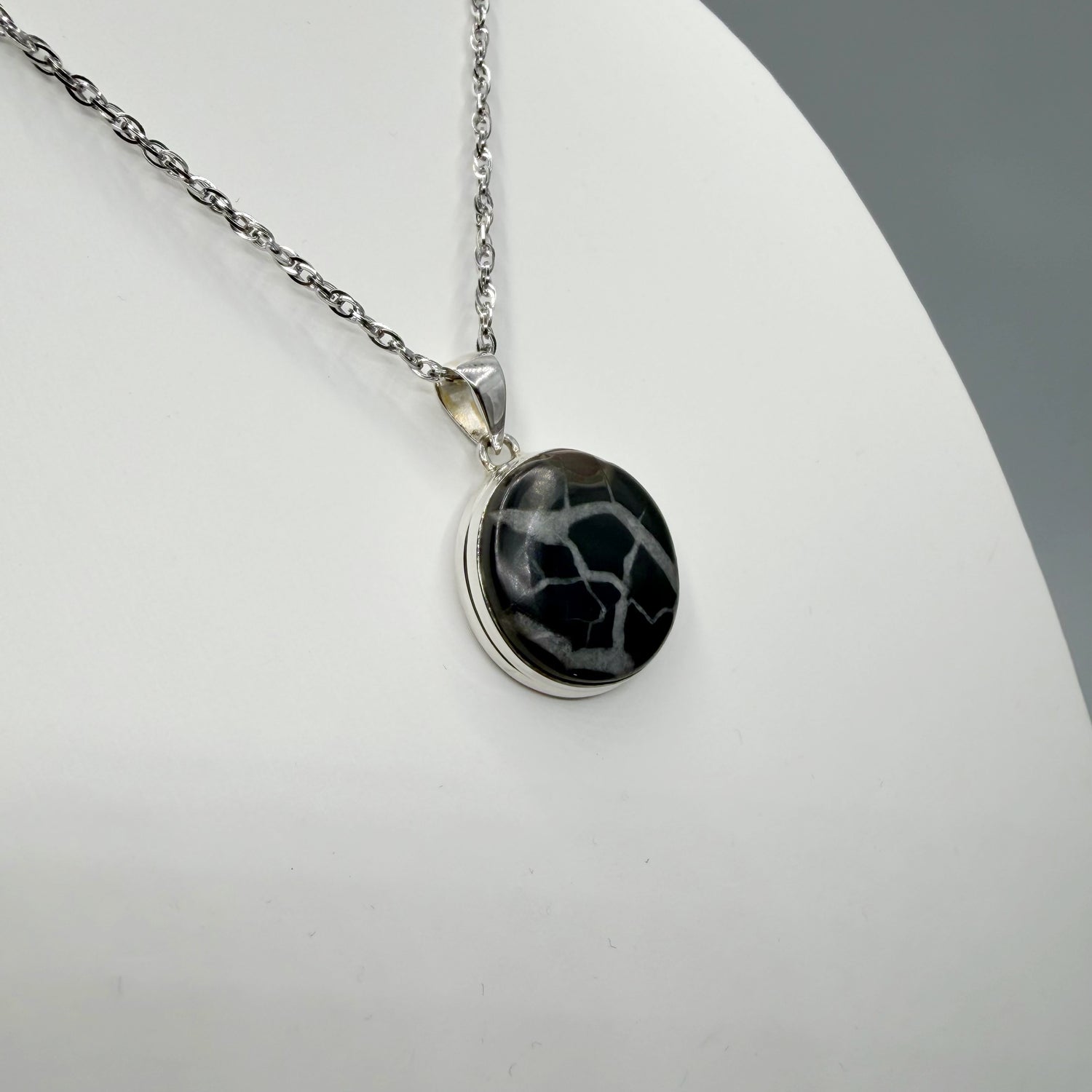 Ciondolo Septaria Nera Argento 925 - tondo