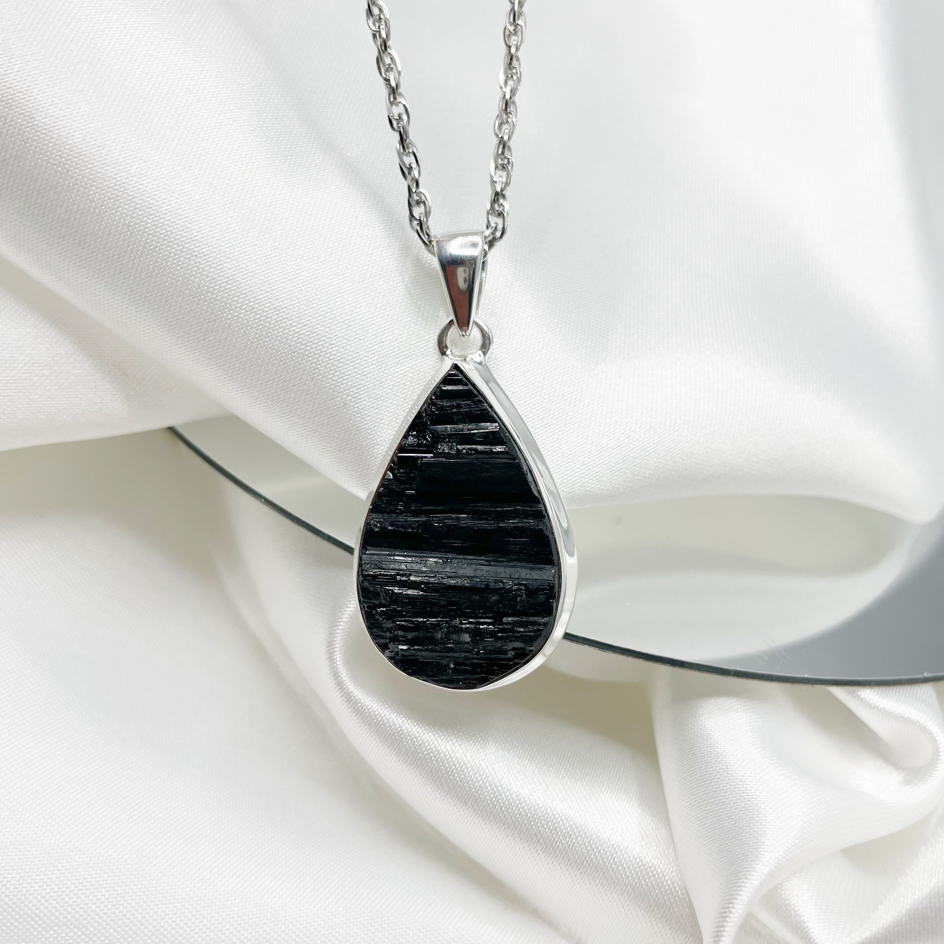 Ciondolo Tormalina Nera Grezza Goccia - Argento 925