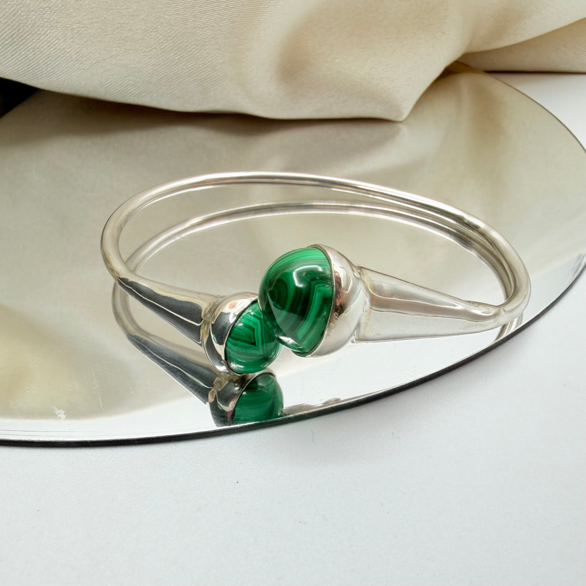 Bracciale Rigido di Malachite e Argento 925